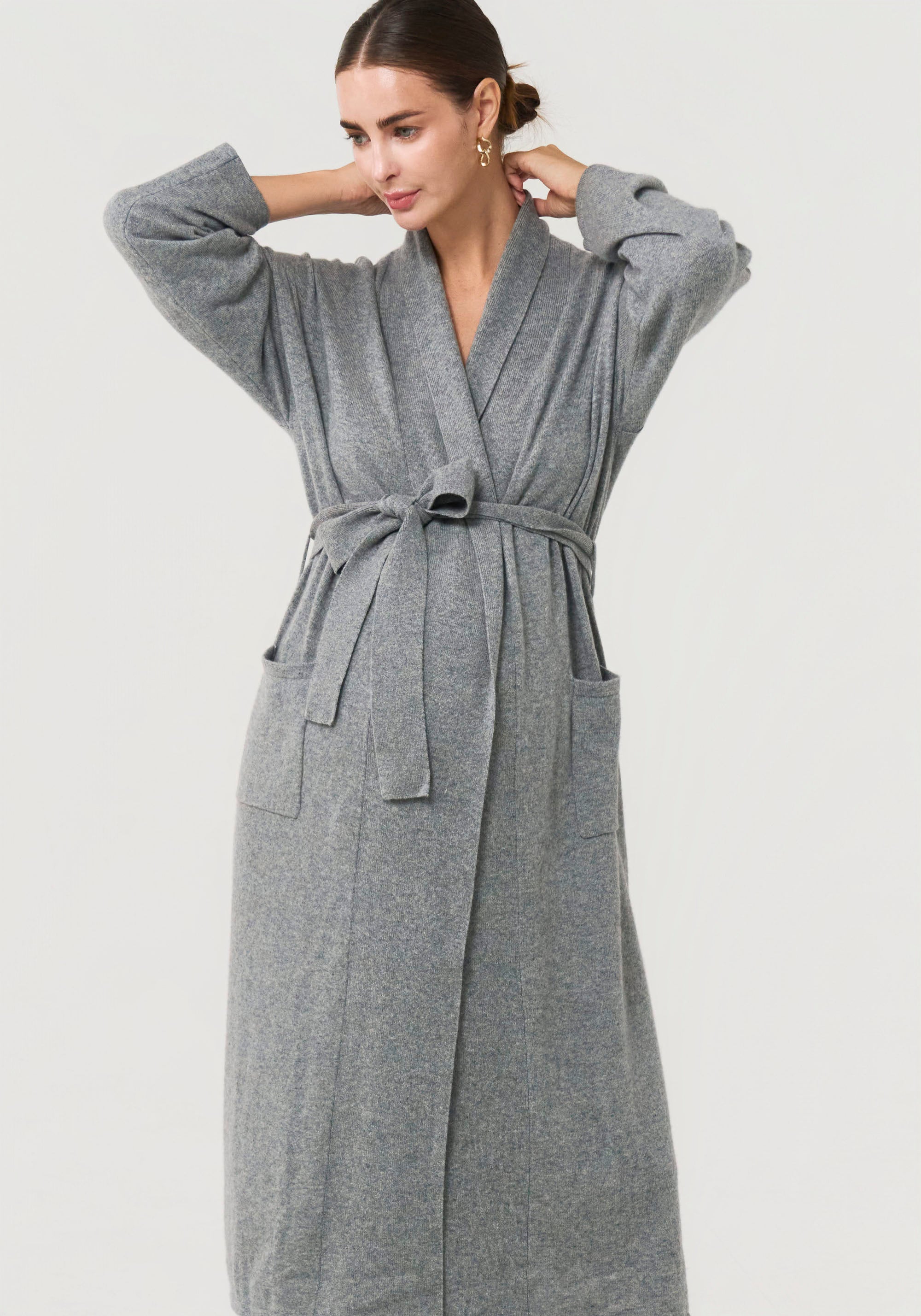 100% CASHMERE ROBE
