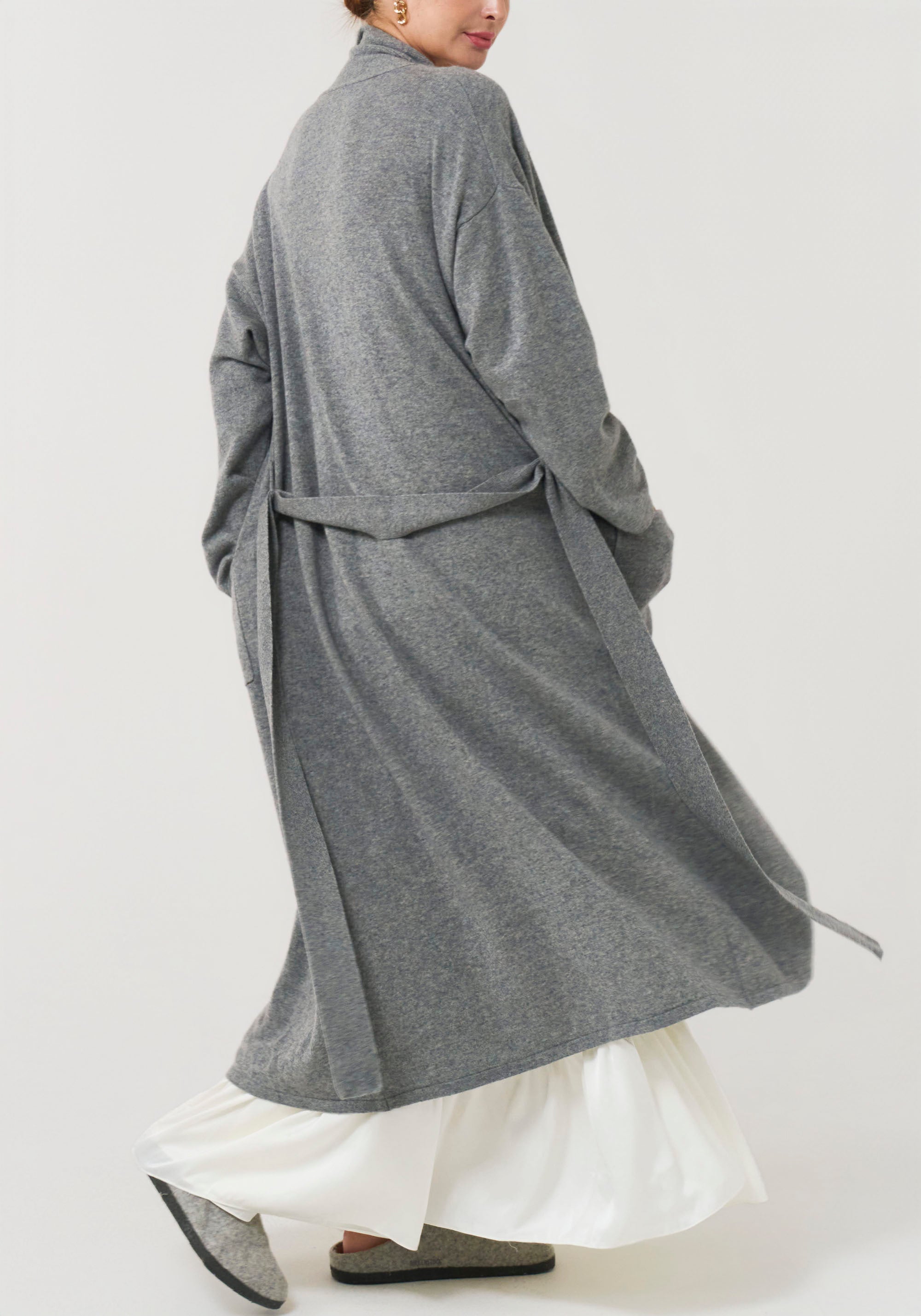 100% CASHMERE ROBE