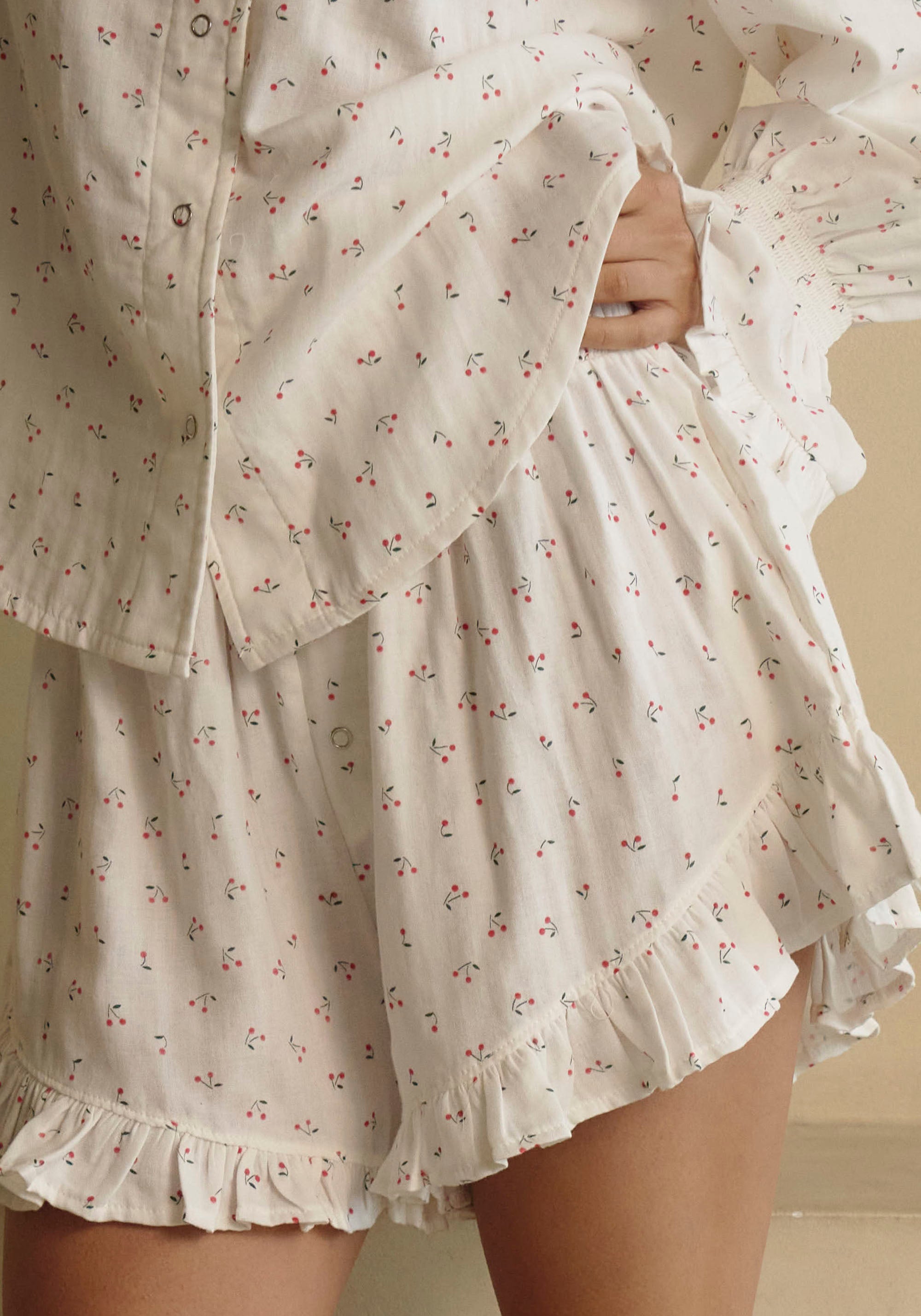 LUXE RUFFLED MUSLIN SET