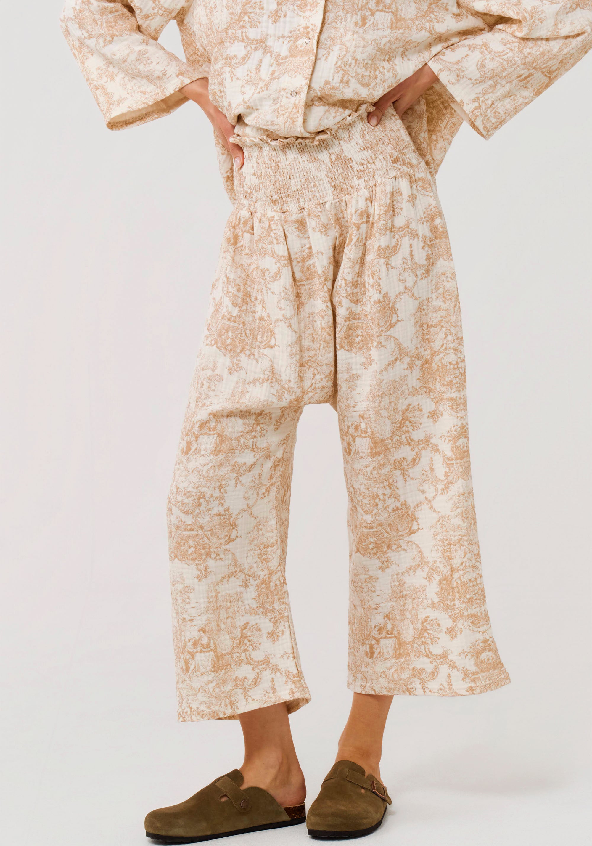 MUSLIN GAUZE NURSING SET