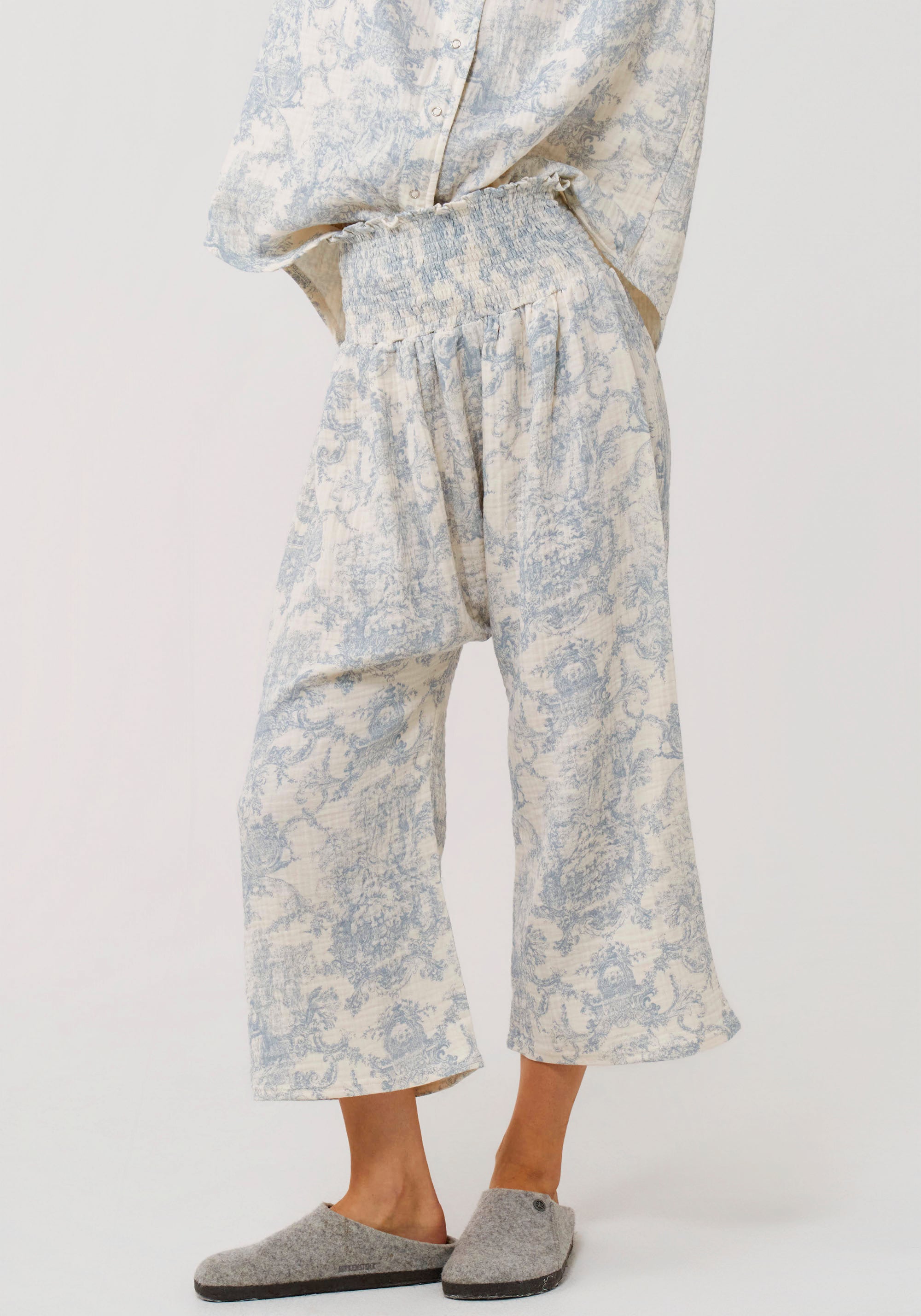 MUSLIN GAUZE NURSING SET