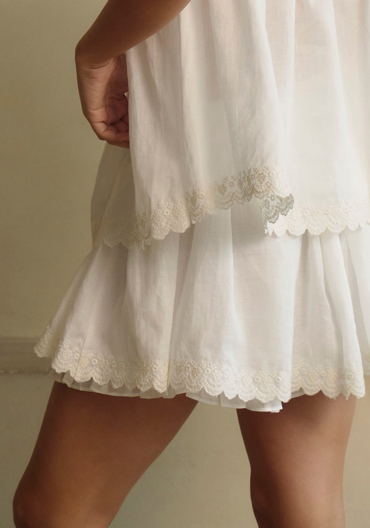 EOS TOP & SKORT SET