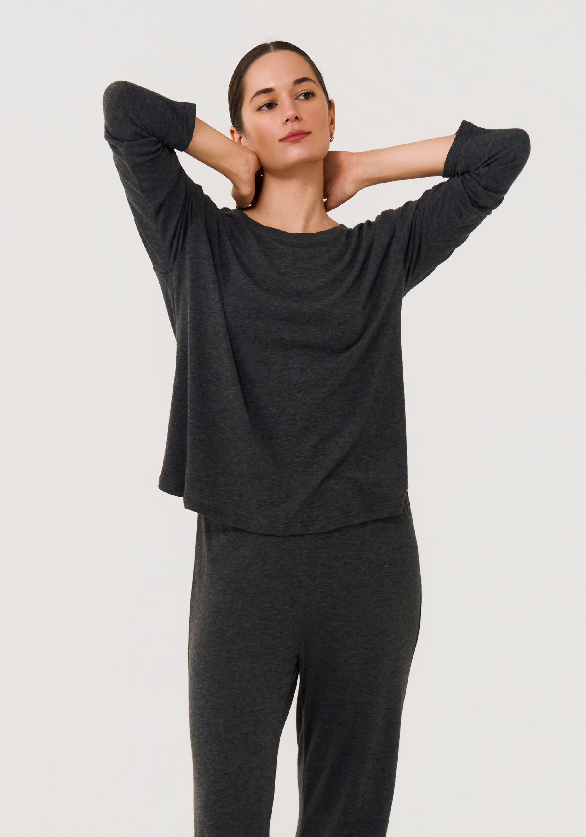 MOCHI KNIT TRAVEL SET UP