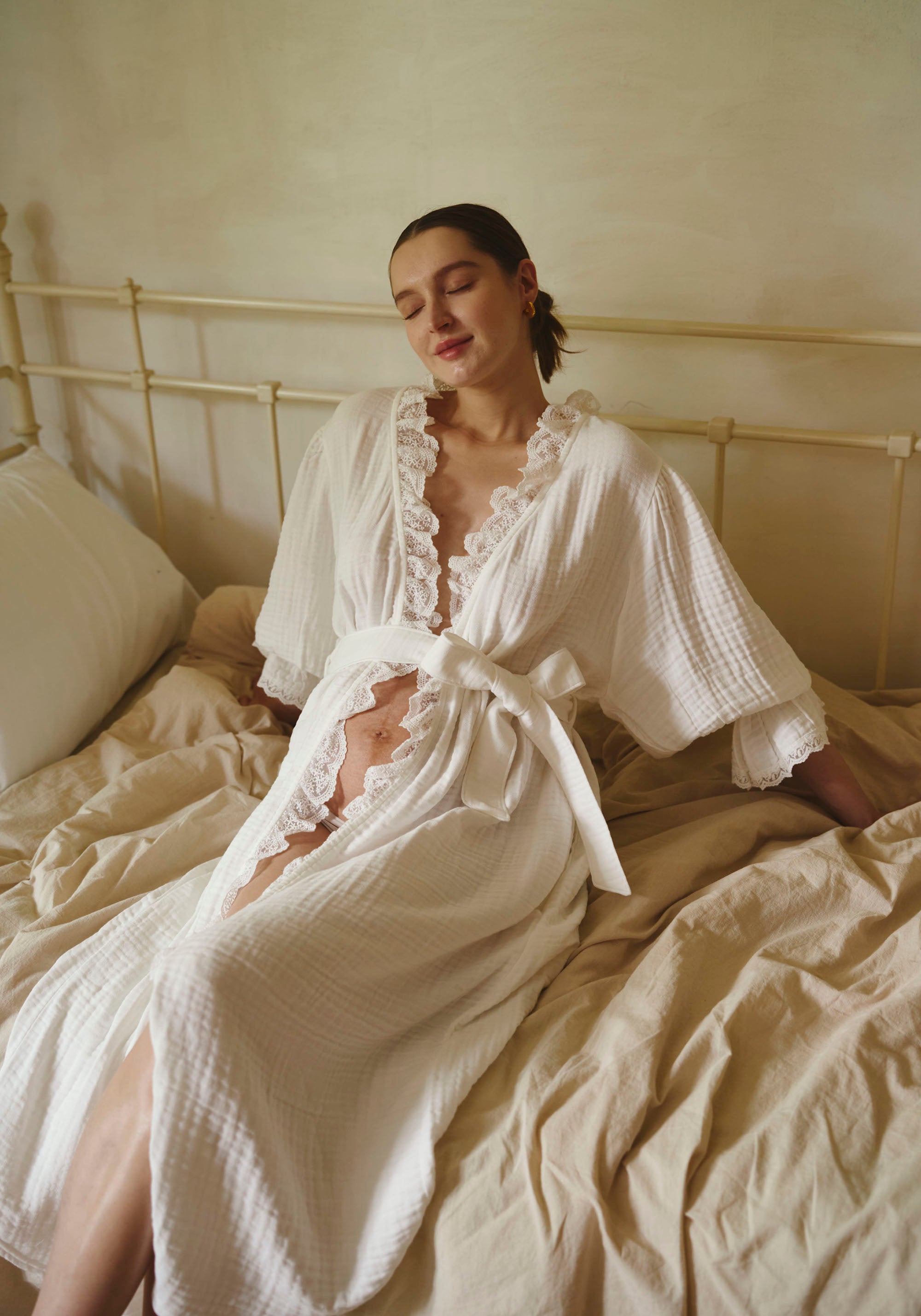 LACED MODAL GAUZE ROBE