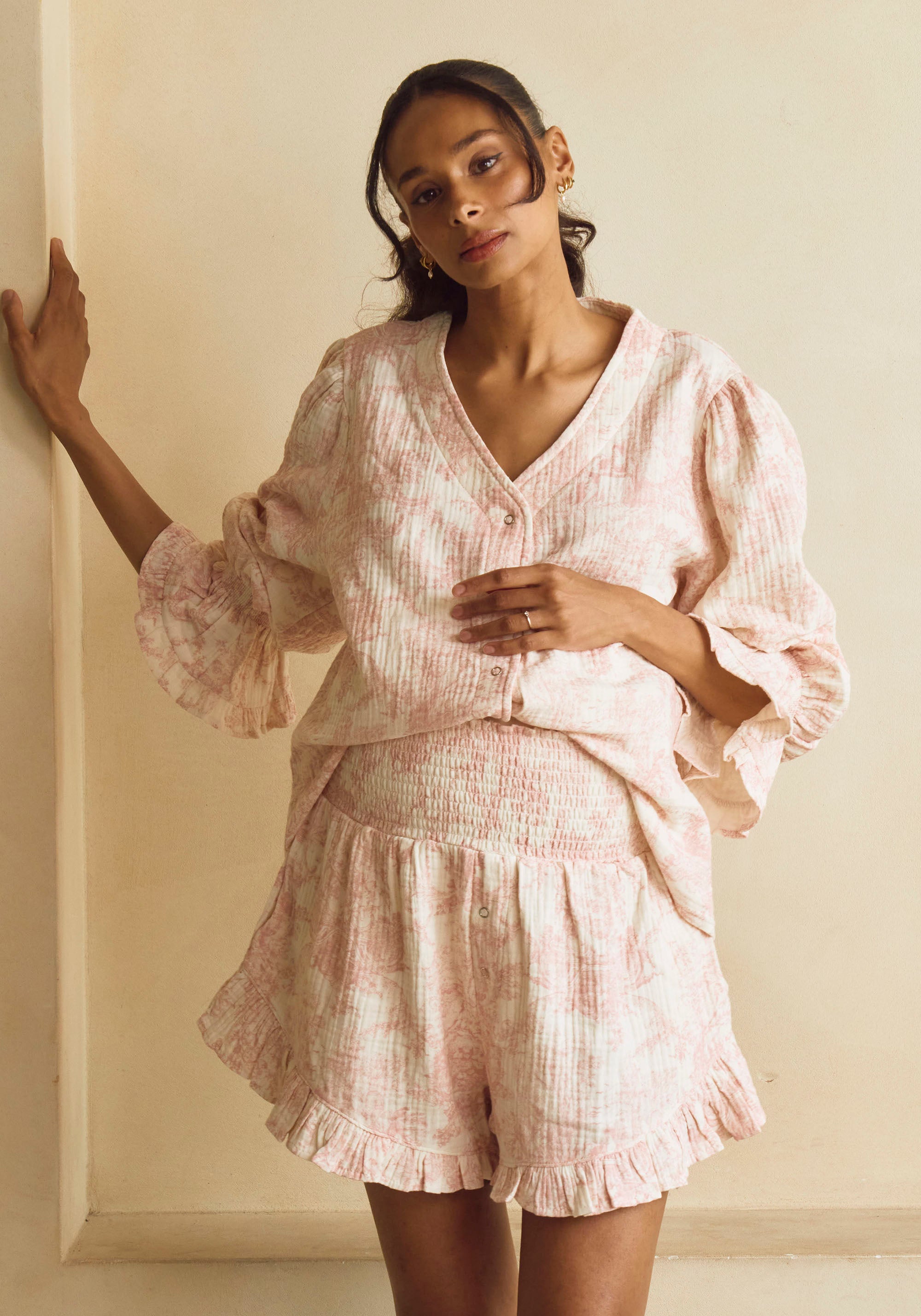LUXE RUFFLED MUSLIN SET