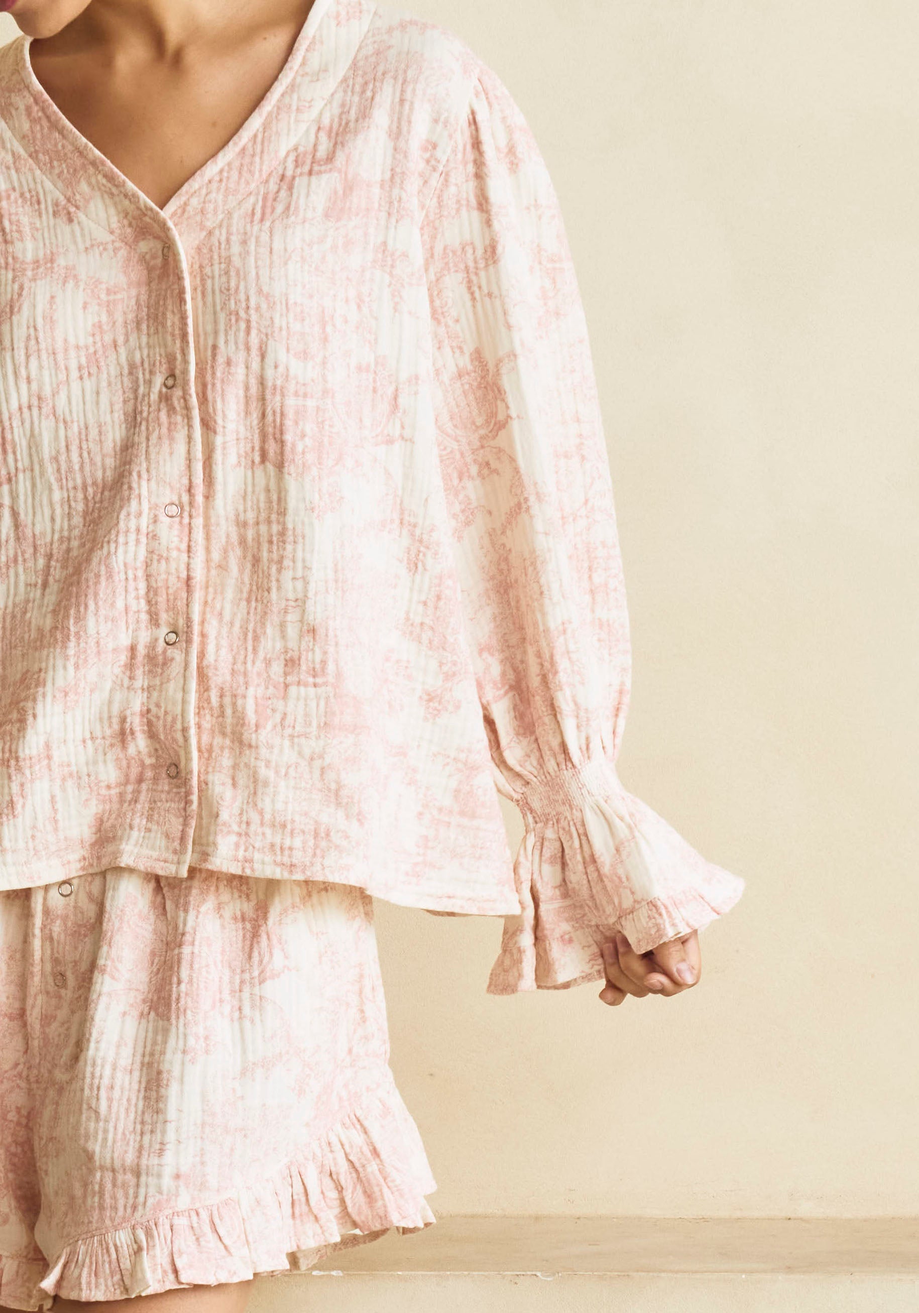 LUXE RUFFLED MUSLIN SET