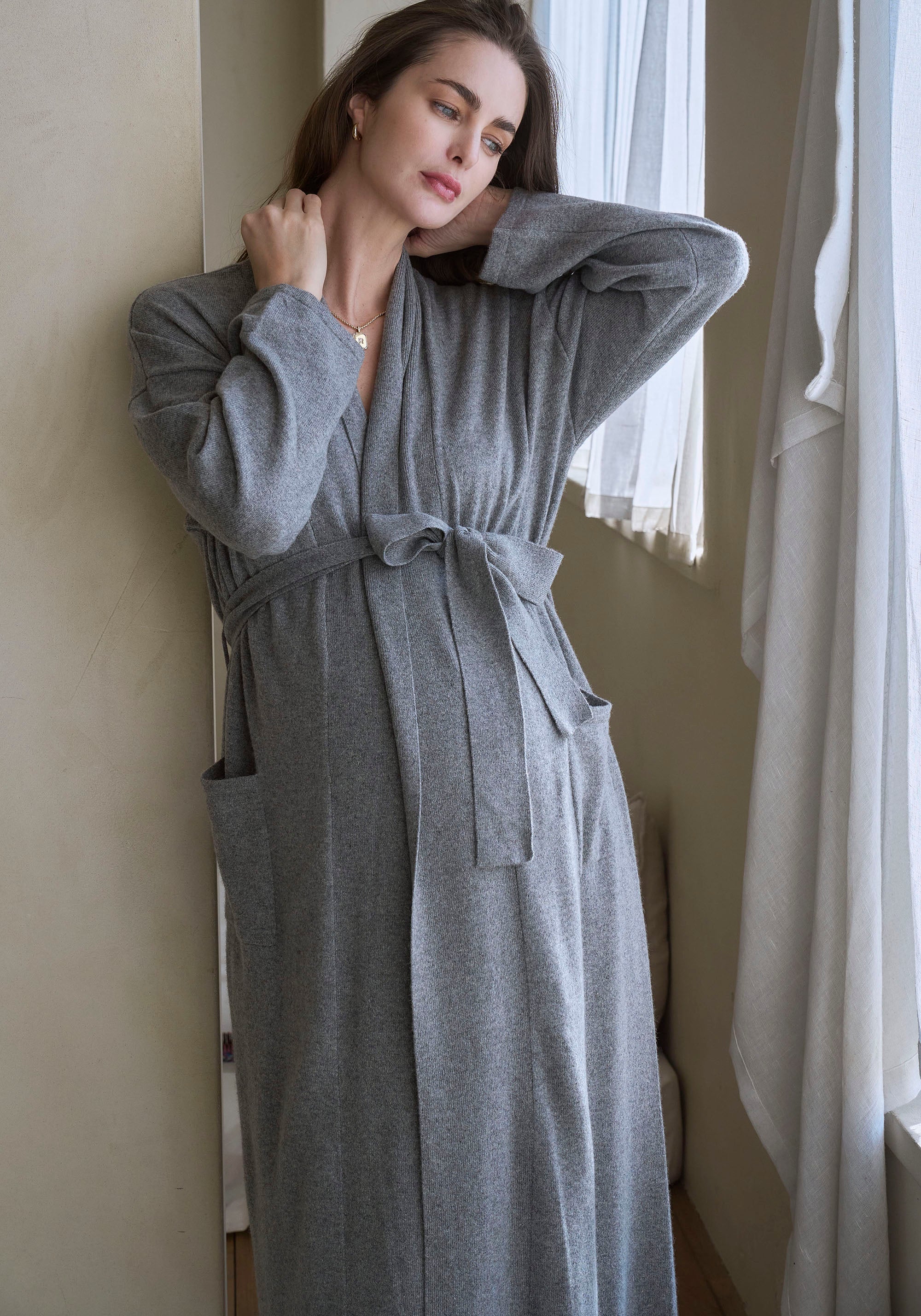 100% CASHMERE ROBE