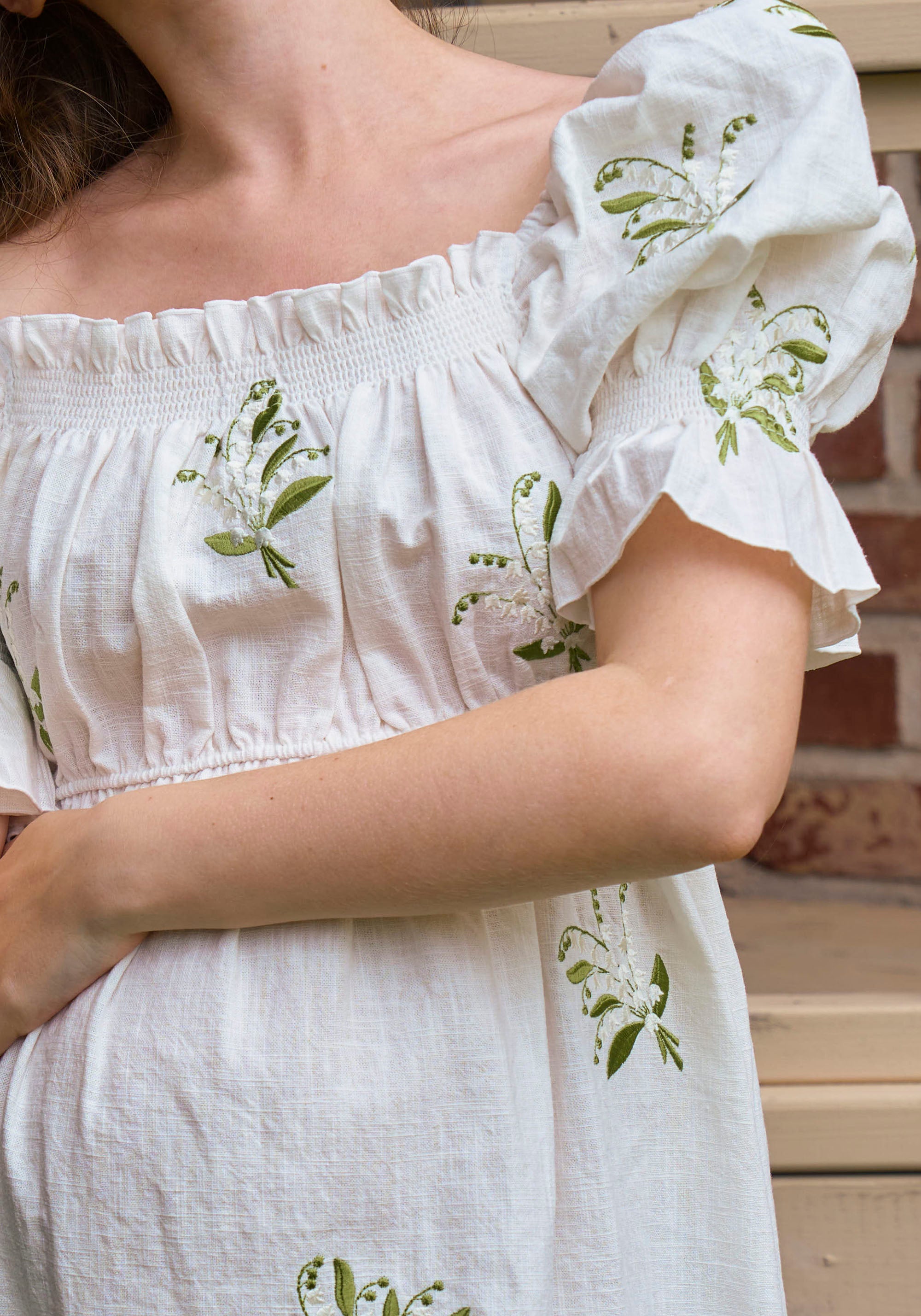 LINEN LILY EMBROIDERY MAXI DRESS