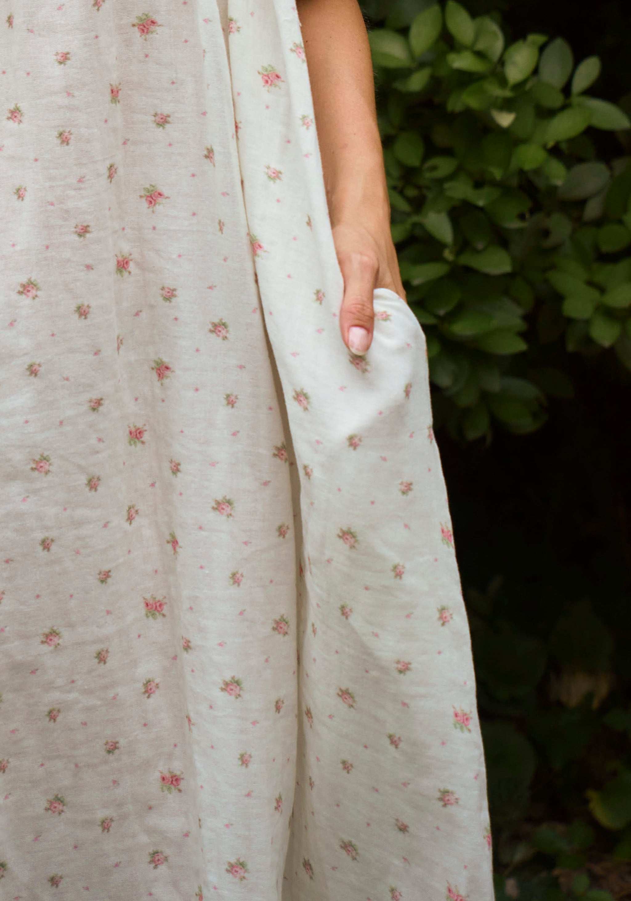 ROSETTE DRESS