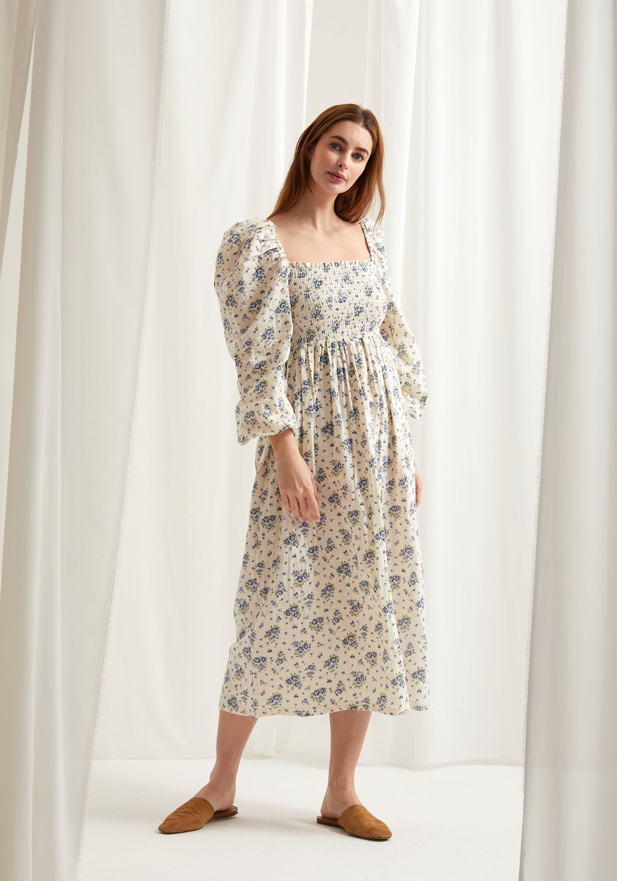 AOI DRESS