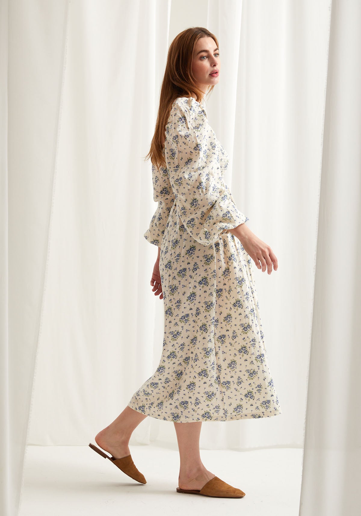 AOI DRESS