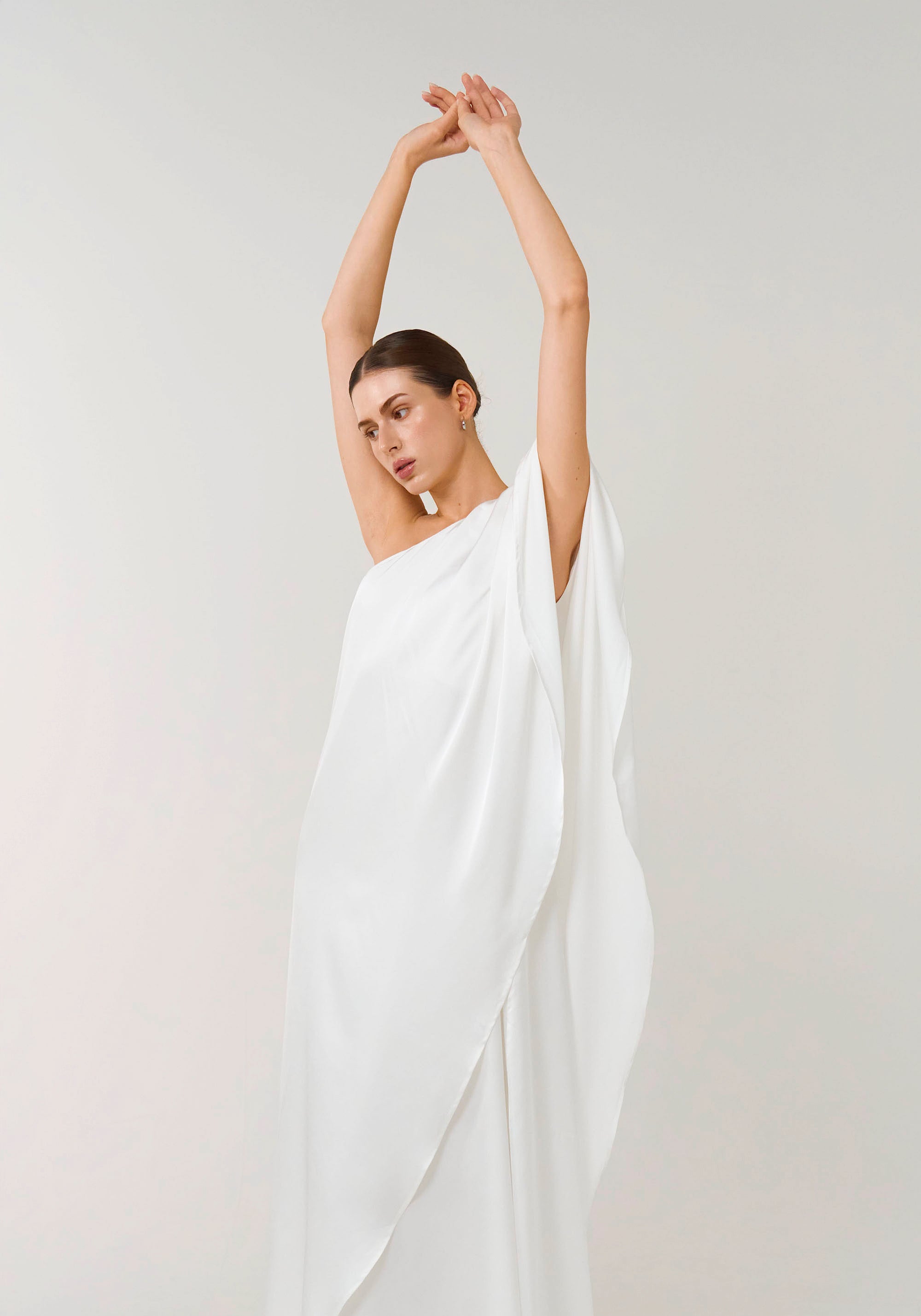 [PRE-ORDER] LYRA DRESS