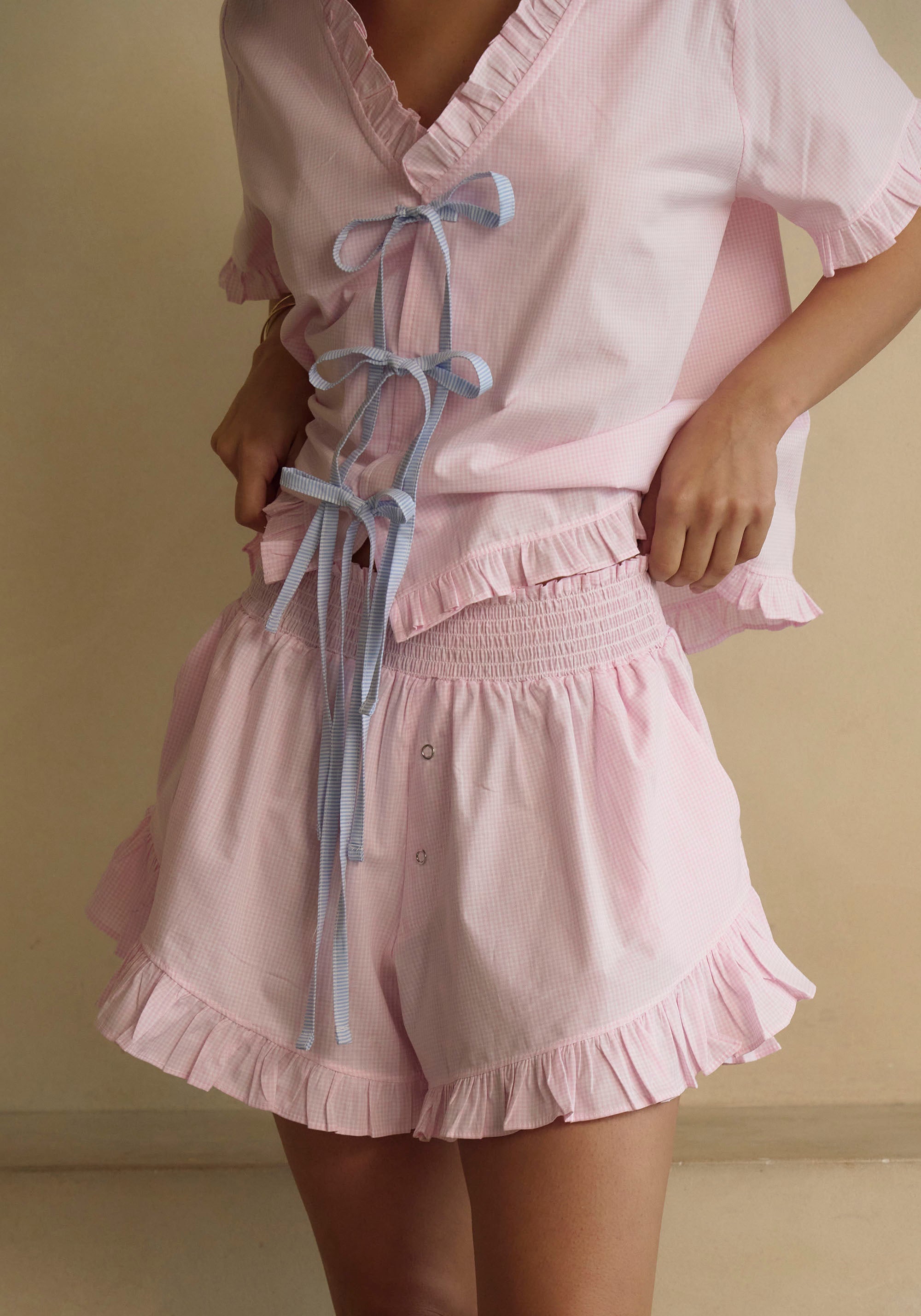 [PRE-ORDER] FRILLED BOWS TOP & SHORTS SET