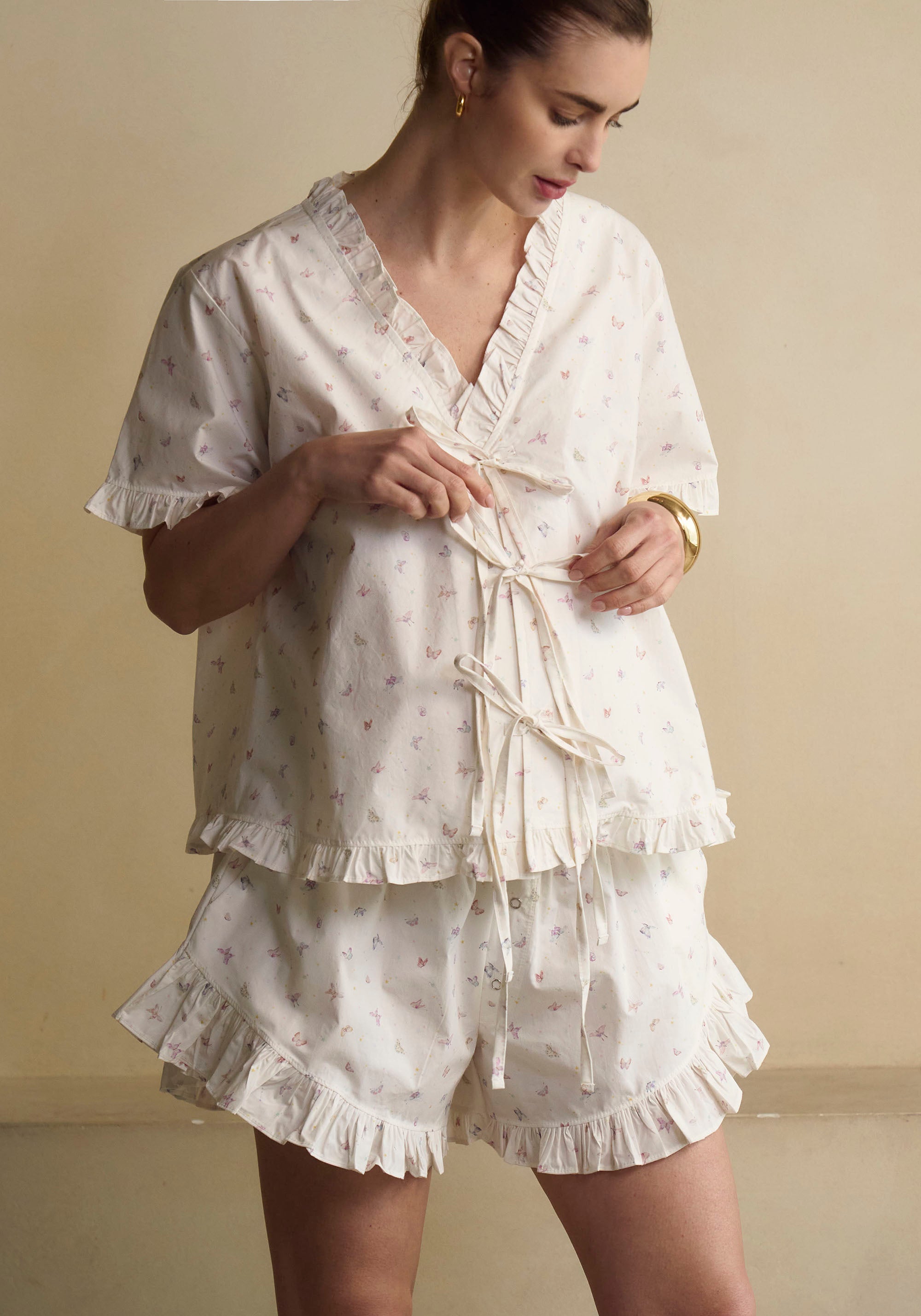 [PRE-ORDER] FRILLED BOWS TOP & SHORTS SET