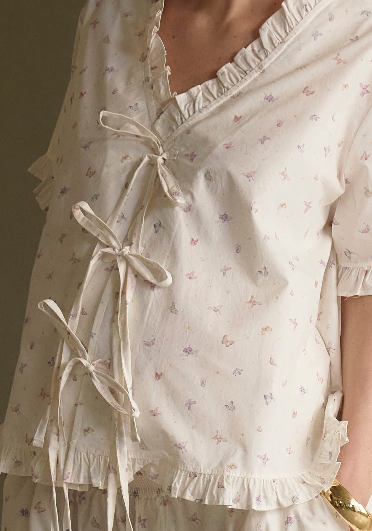 FRILLED BOWS TOP & SHORTS SET