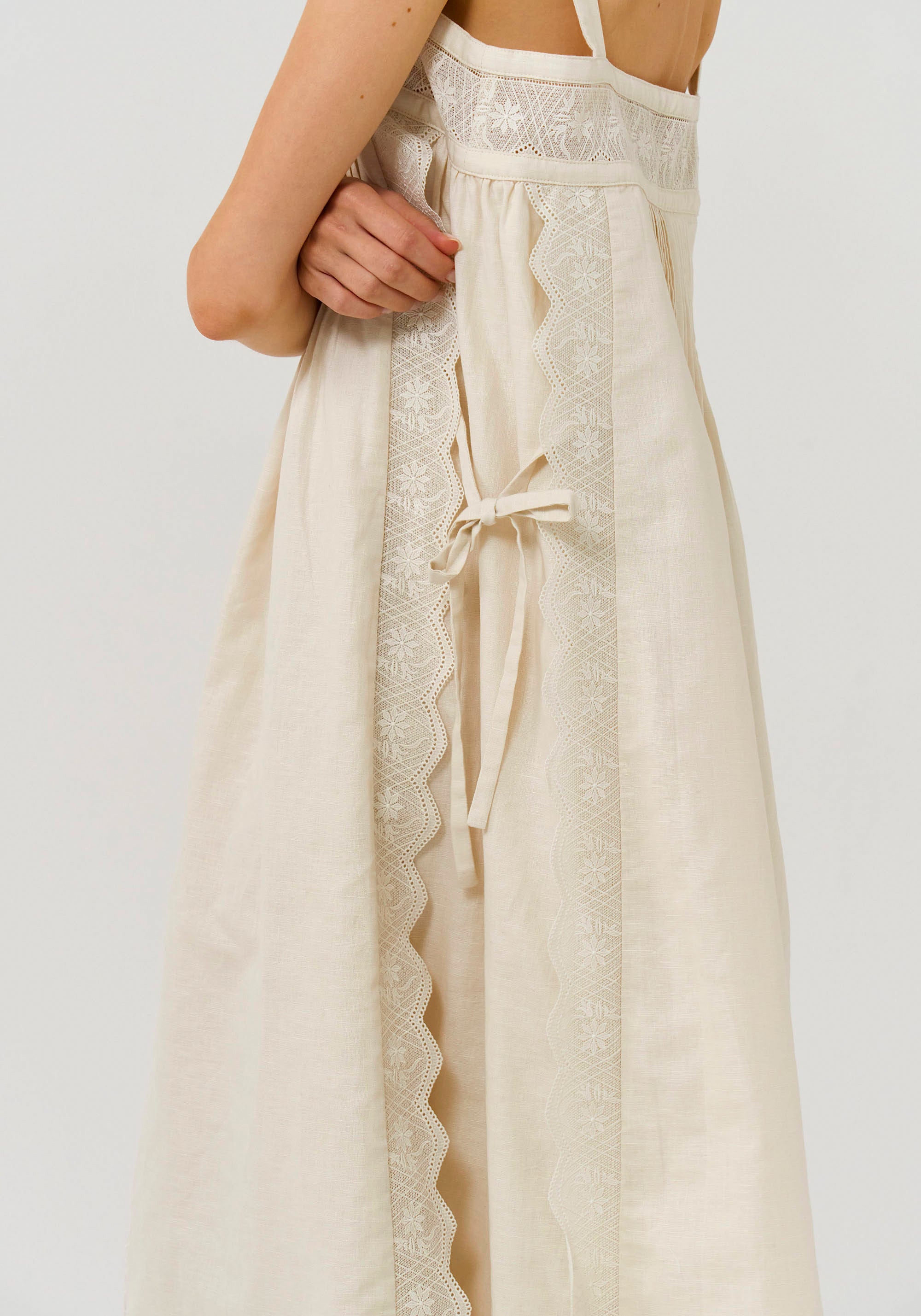 [PRE-ORDER] RHEA DRESS