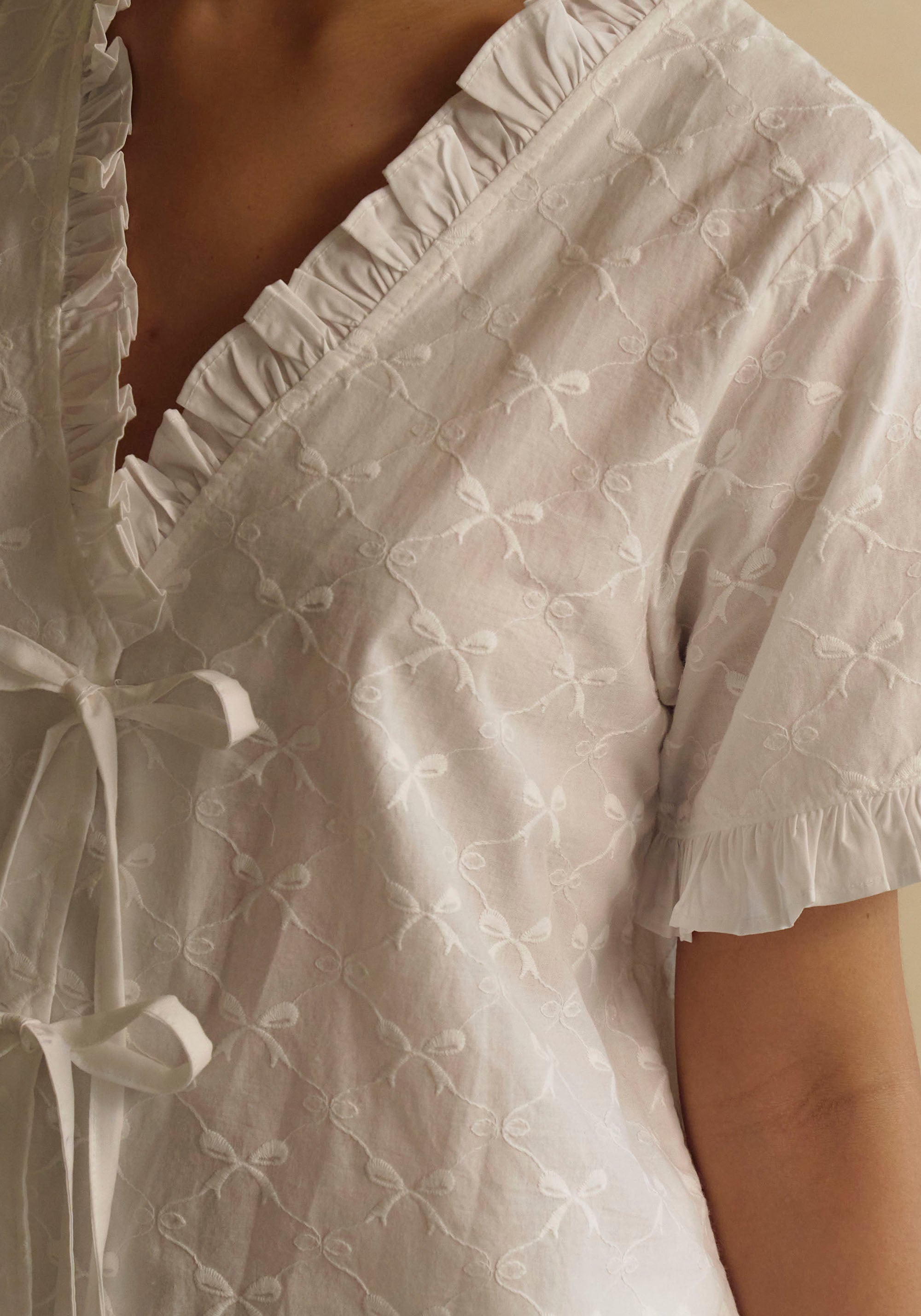 FRILLED BOWS TOP & SHORTS SET