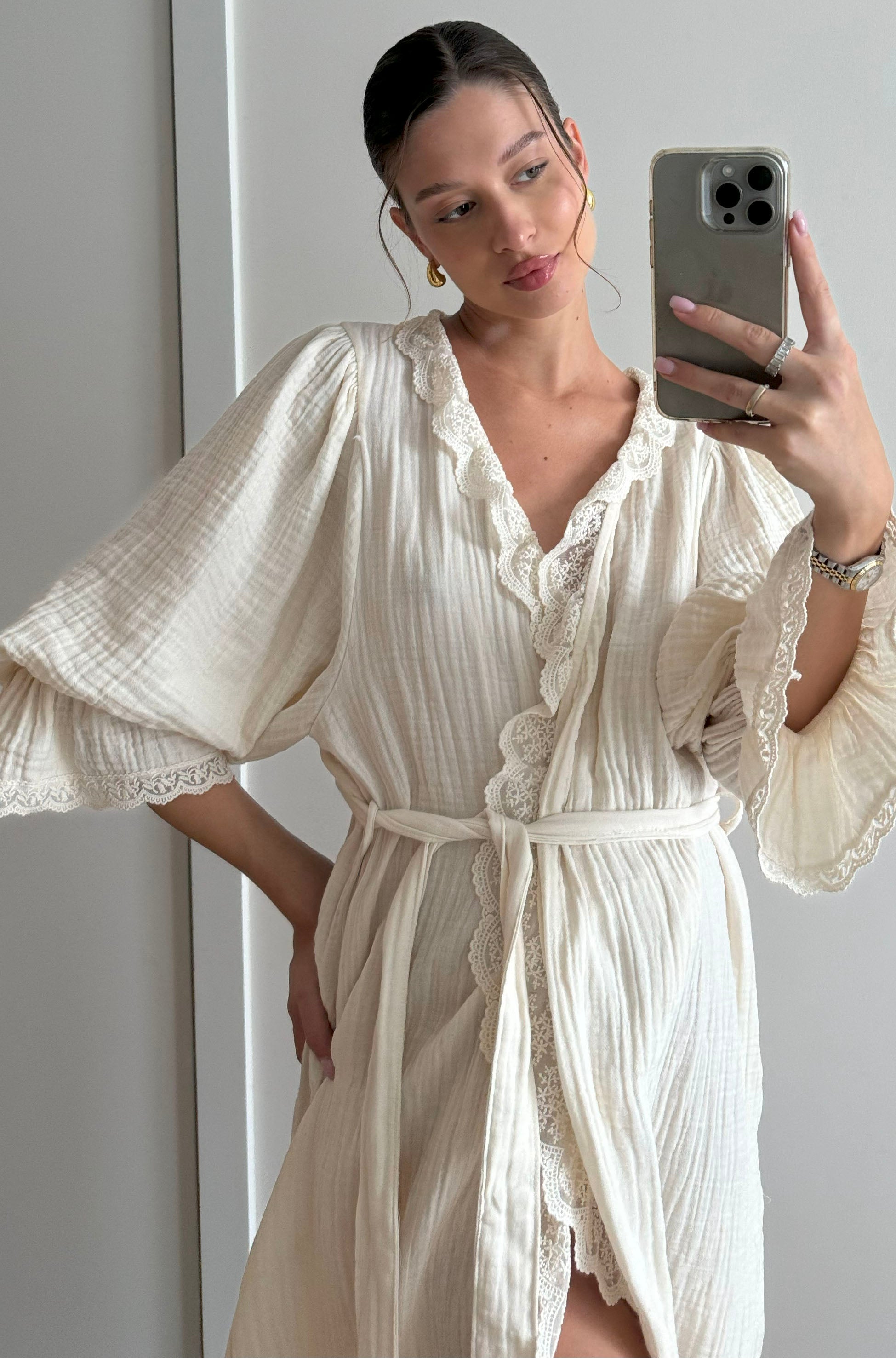 LACED MUSLIN ROBE