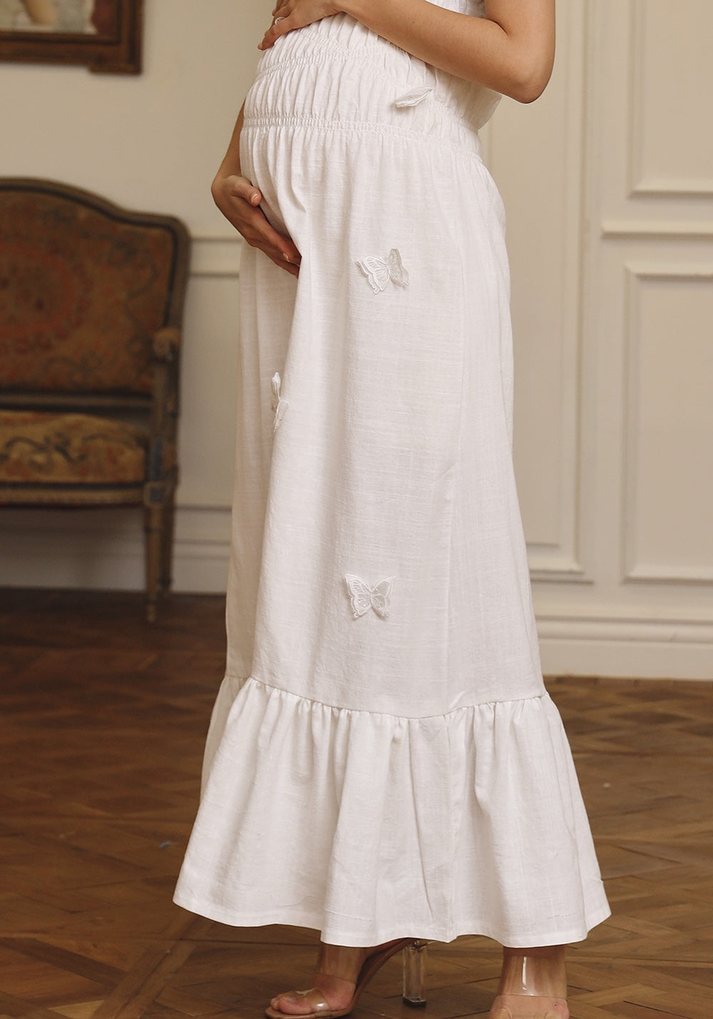 LINEN DRESS WITH BUTTERFLY APPLIQUE DRESS