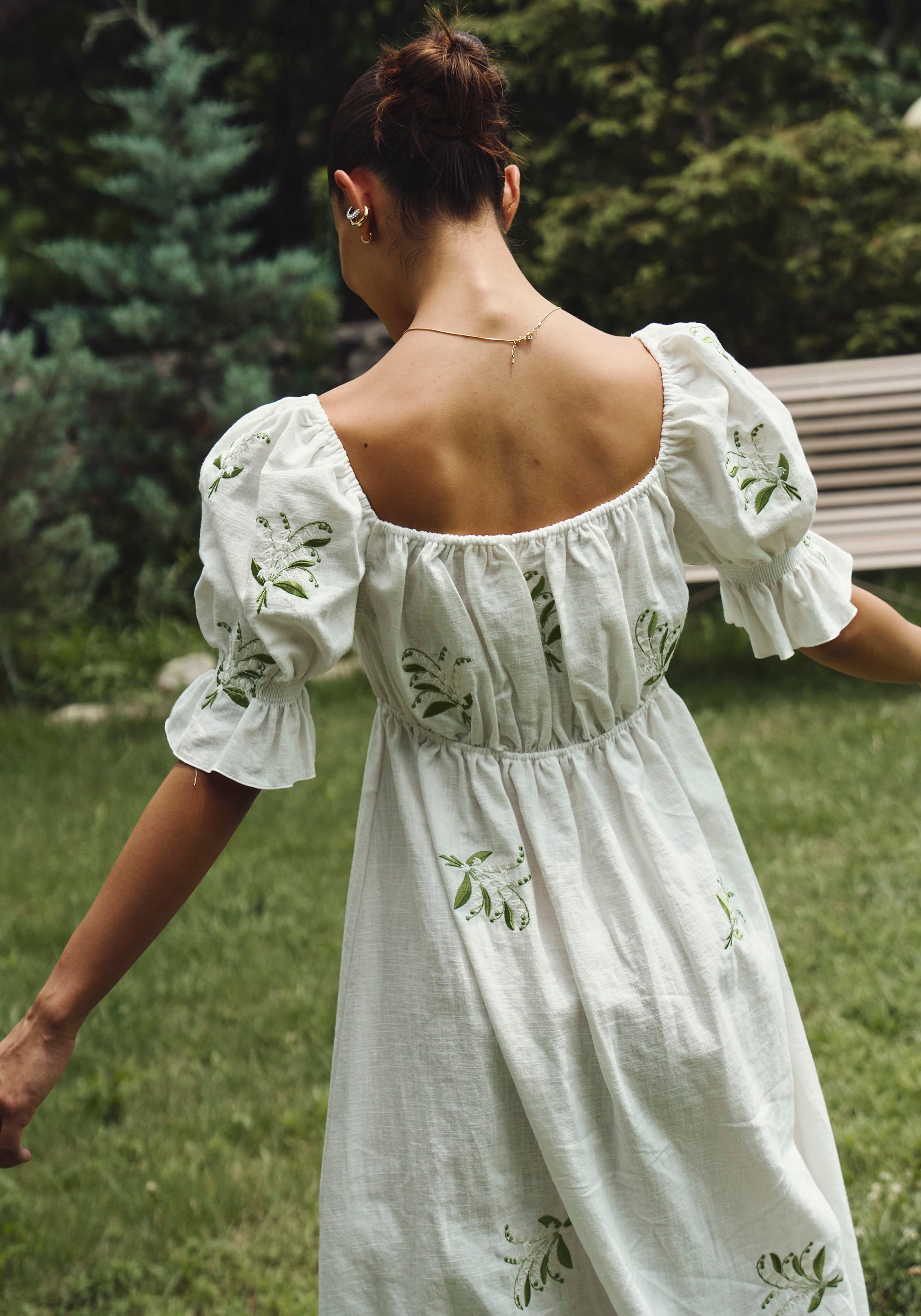 LINEN LILY EMBROIDERY MAXI DRESS