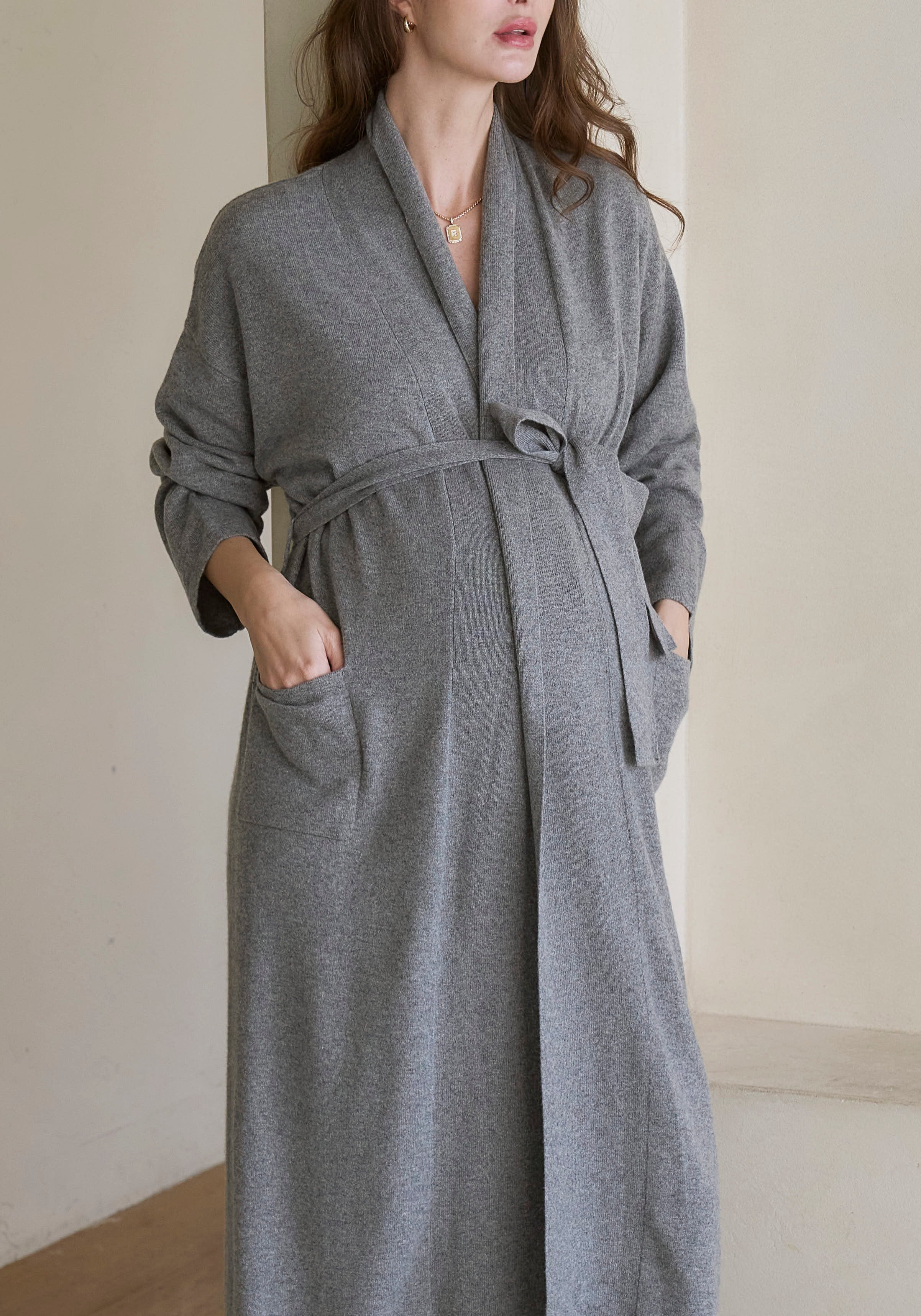 100% CASHMERE ROBE
