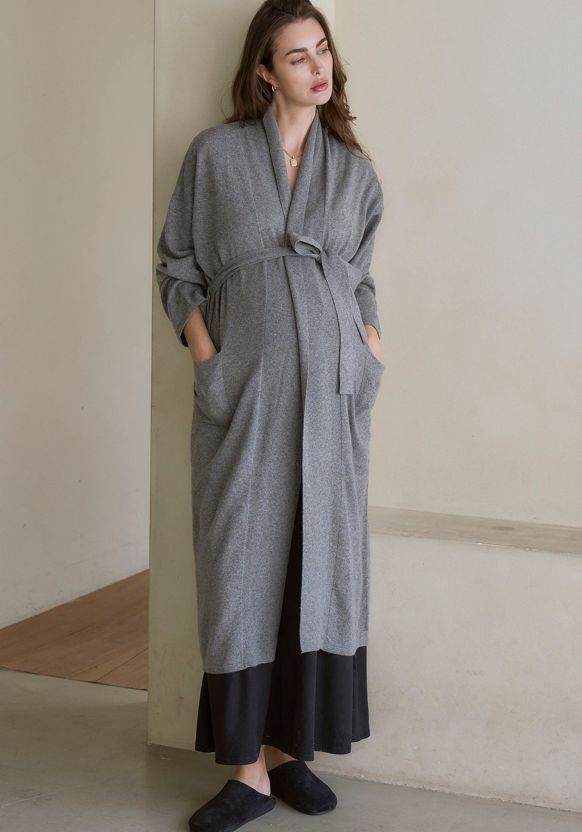 100% CASHMERE ROBE