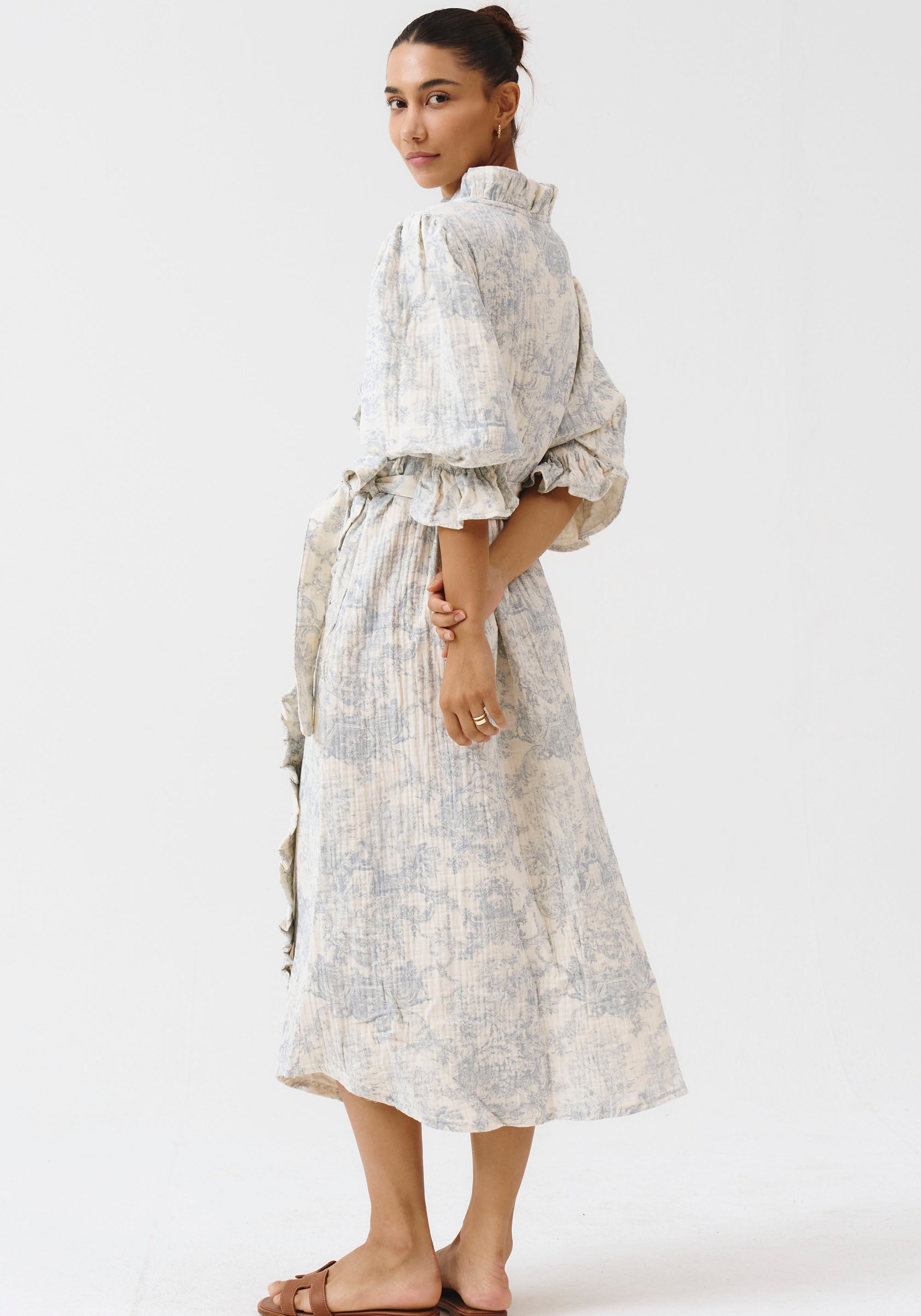 MUSLIN GAUZE ROBE