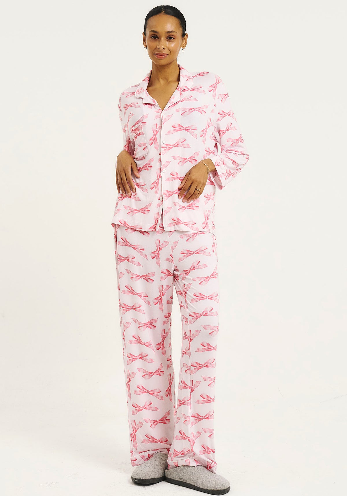 [PRE-ORDER] MOMMY & ME SUPER SOFT & STRETCHY MODAL PJ SET - MOM