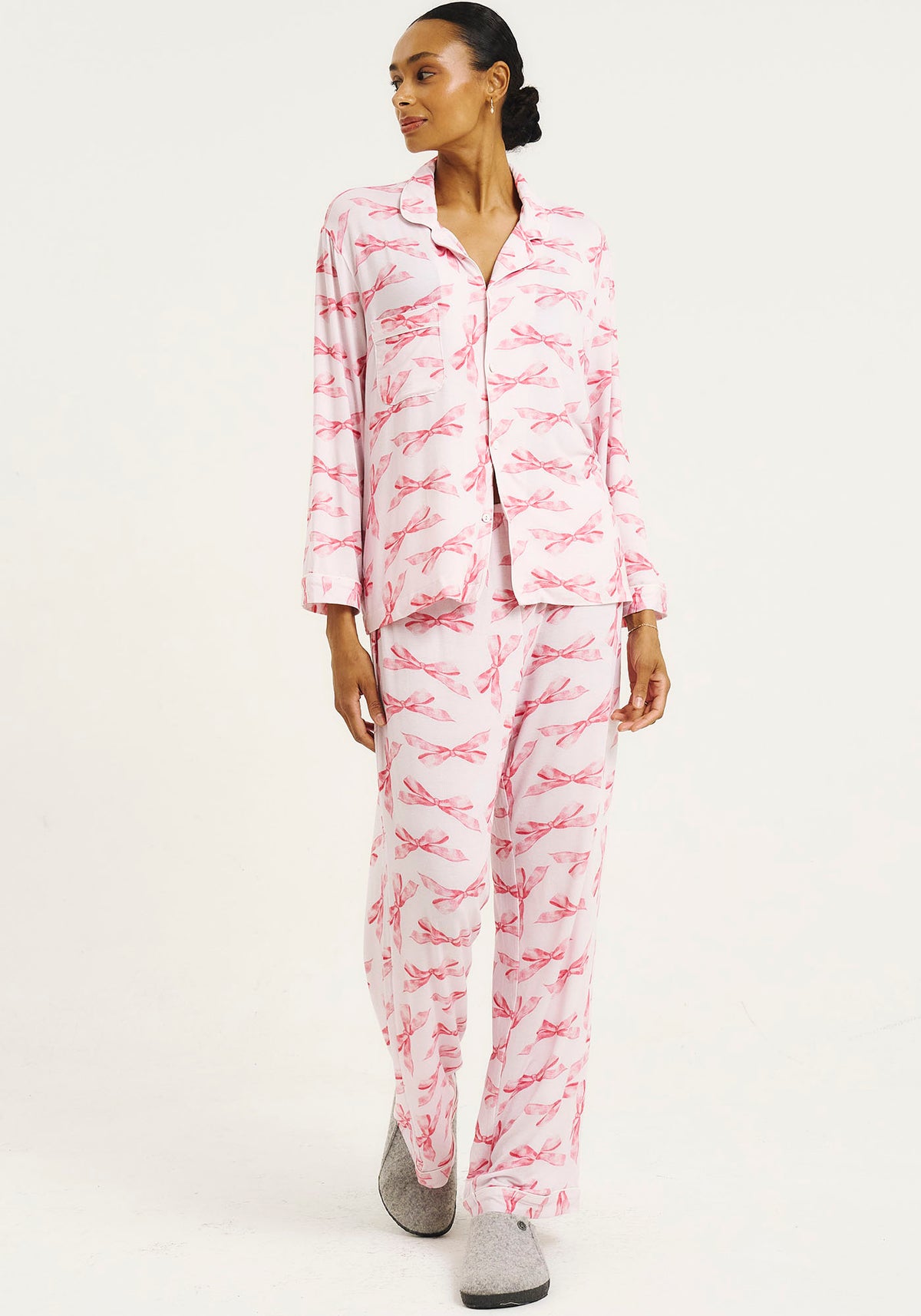 [PRE-ORDER] MOMMY & ME SUPER SOFT & STRETCHY MODAL PJ SET - MOM