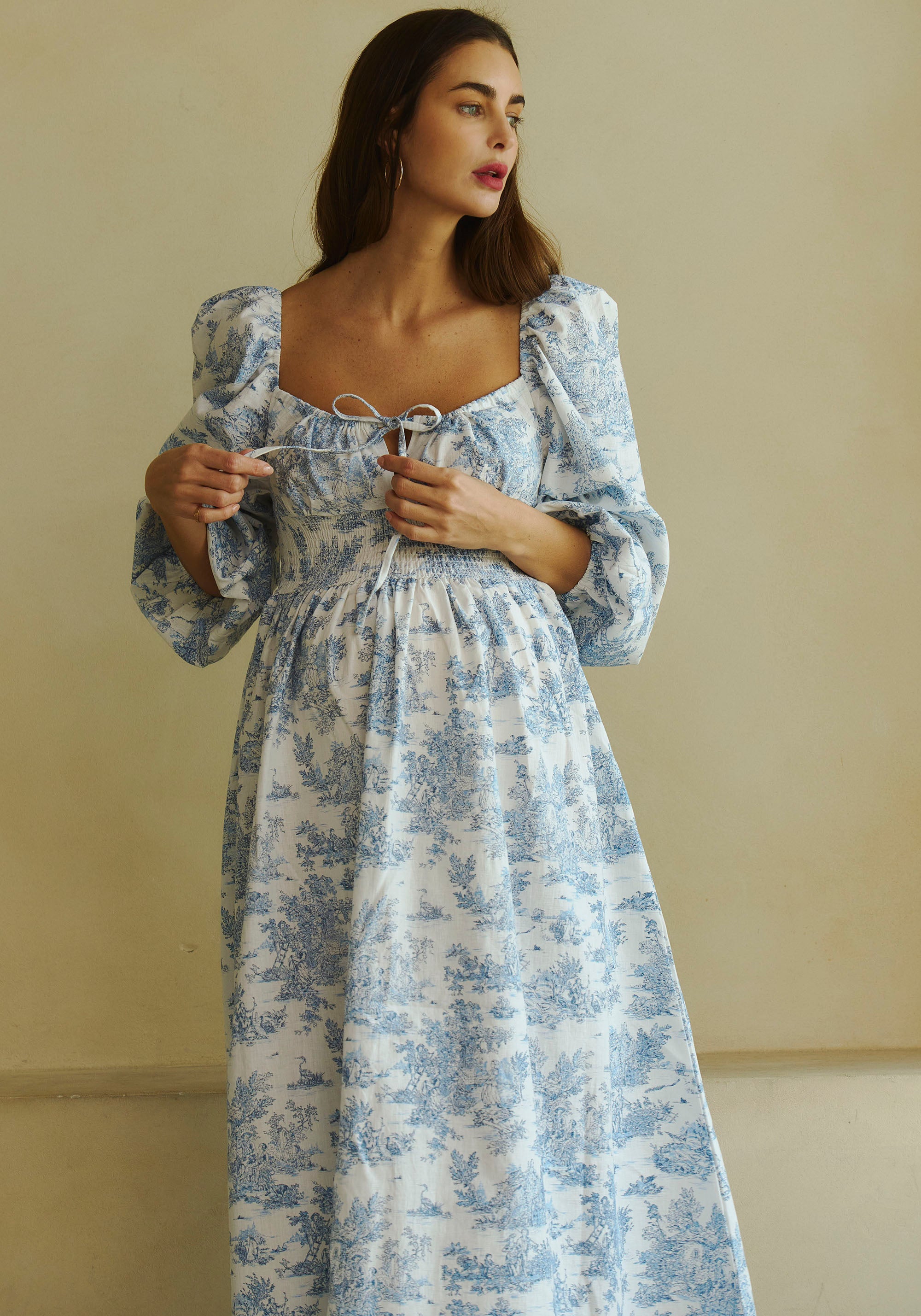 THE LINEN DRESS