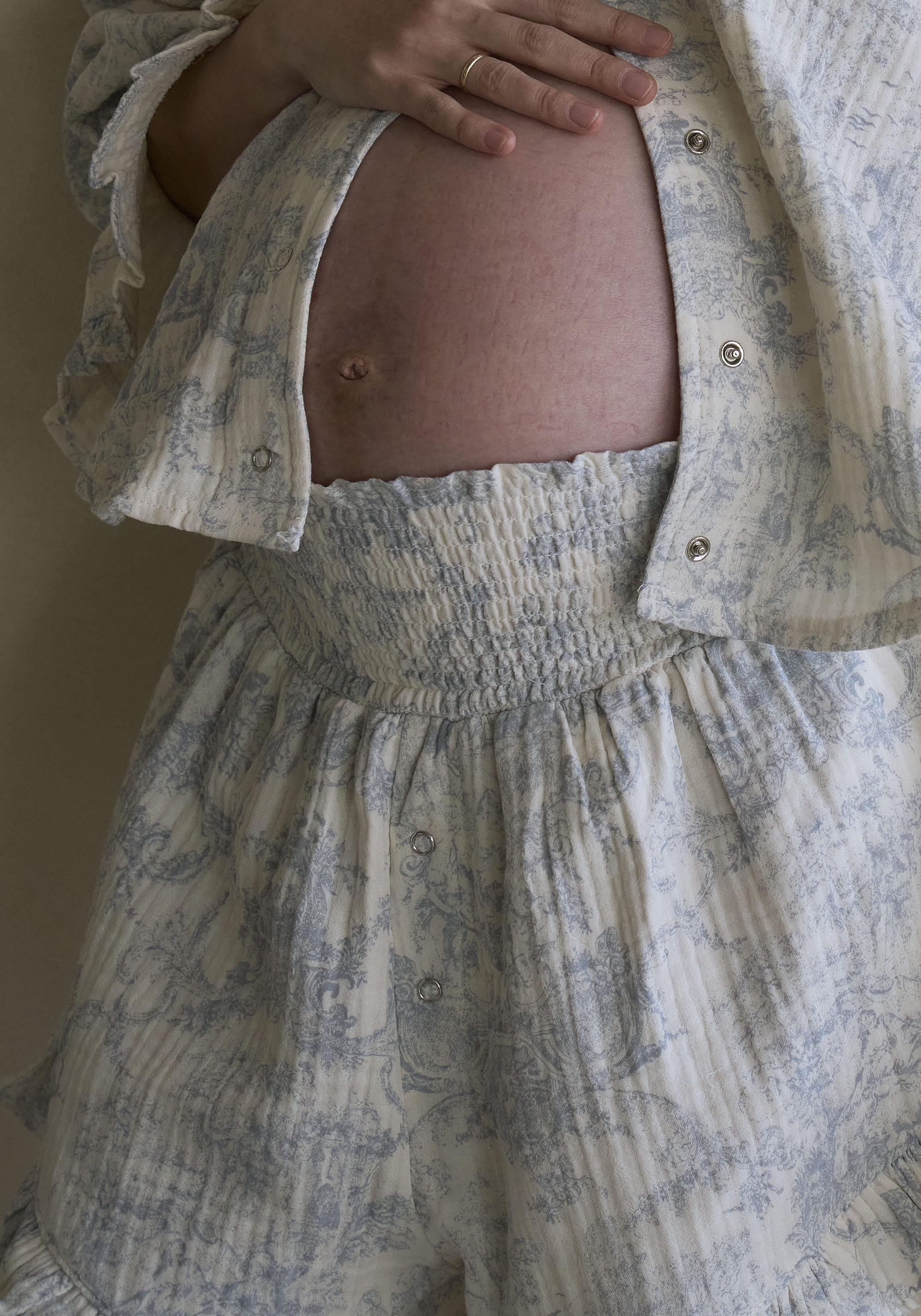 LUXE RUFFLED MUSLIN SET