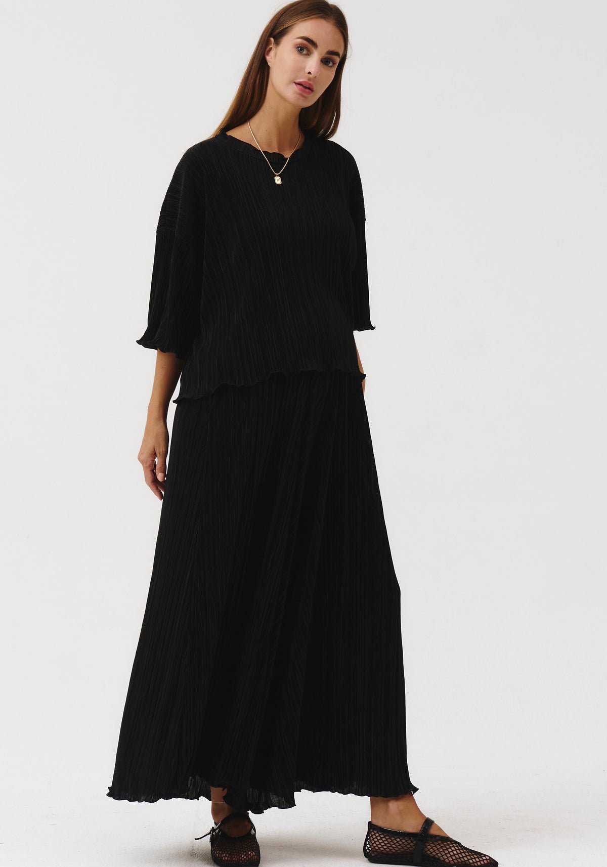 PLEATED WIDE PANTS & TOP SET