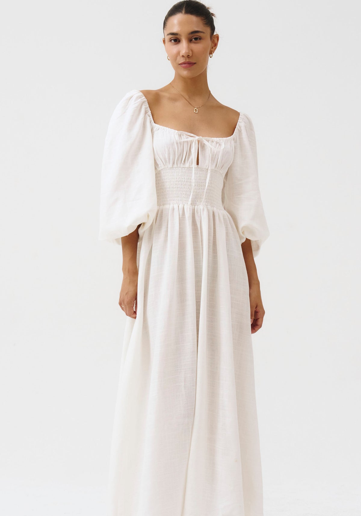 THE LINEN DRESS