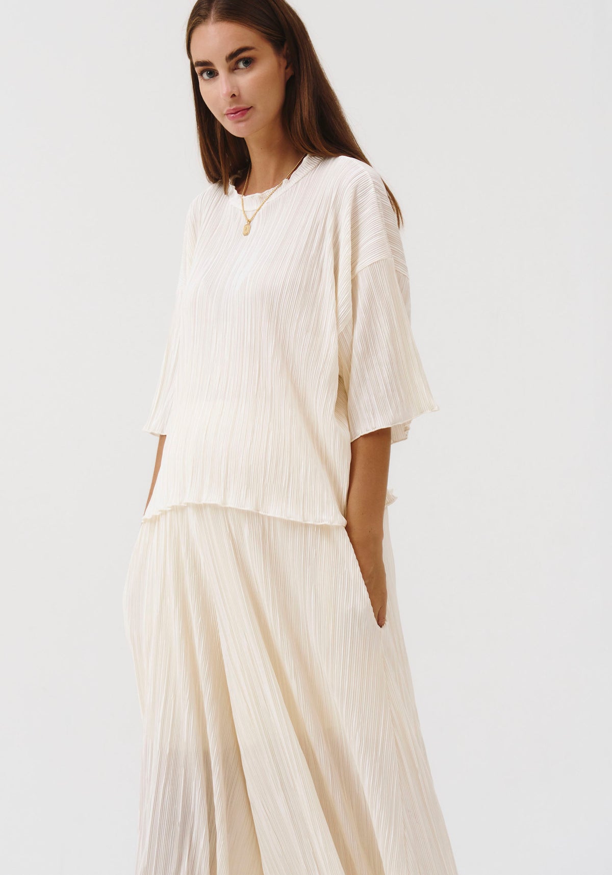 PLEATED WIDE PANTS & TOP SET