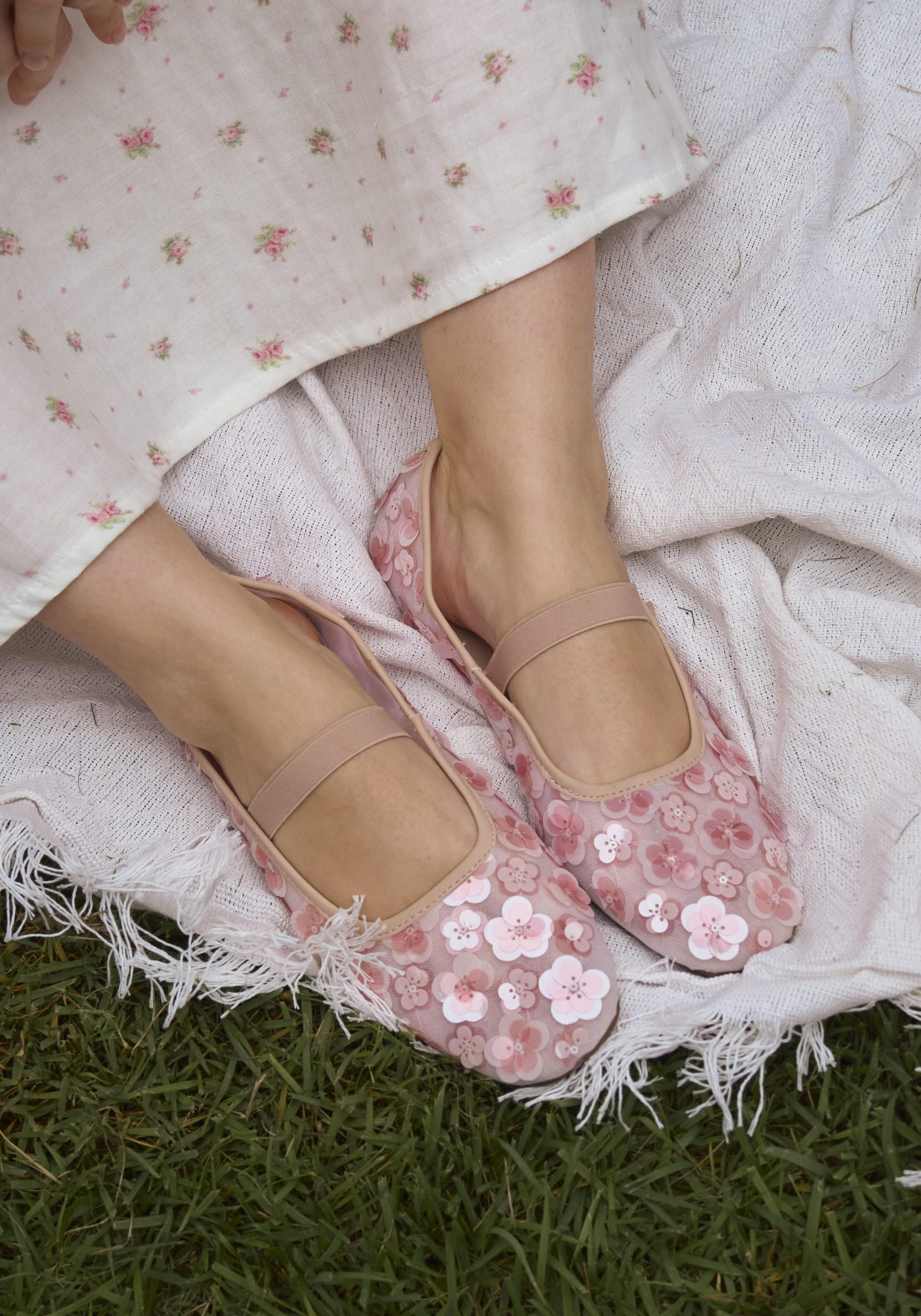 MOMMY & ME SAKURA FLATS - ADULT