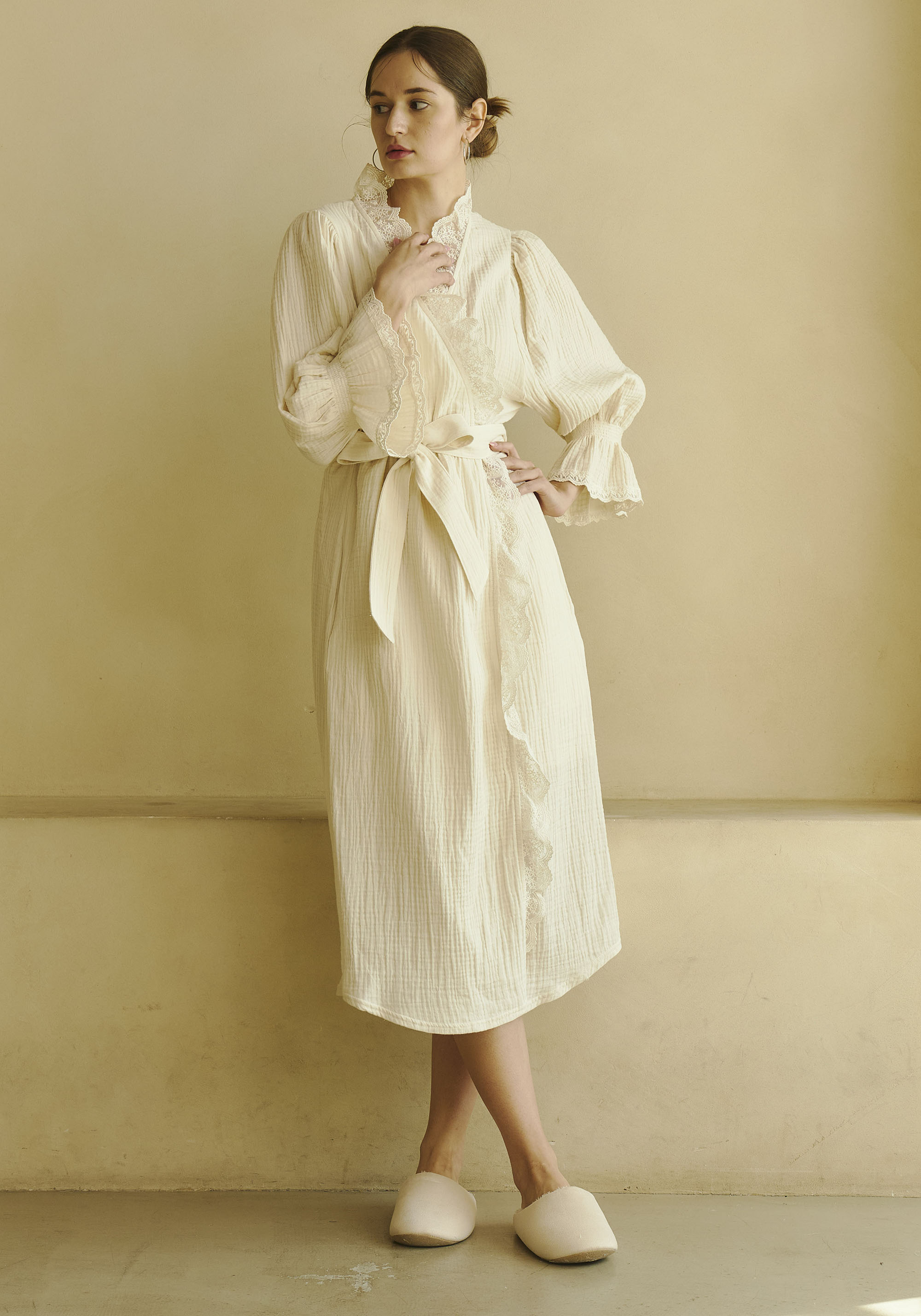 LACED MUSLIN ROBE