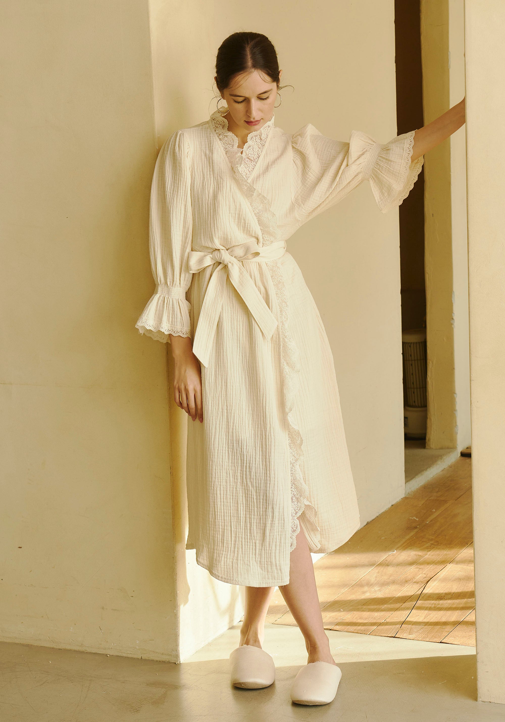 LACED MUSLIN ROBE