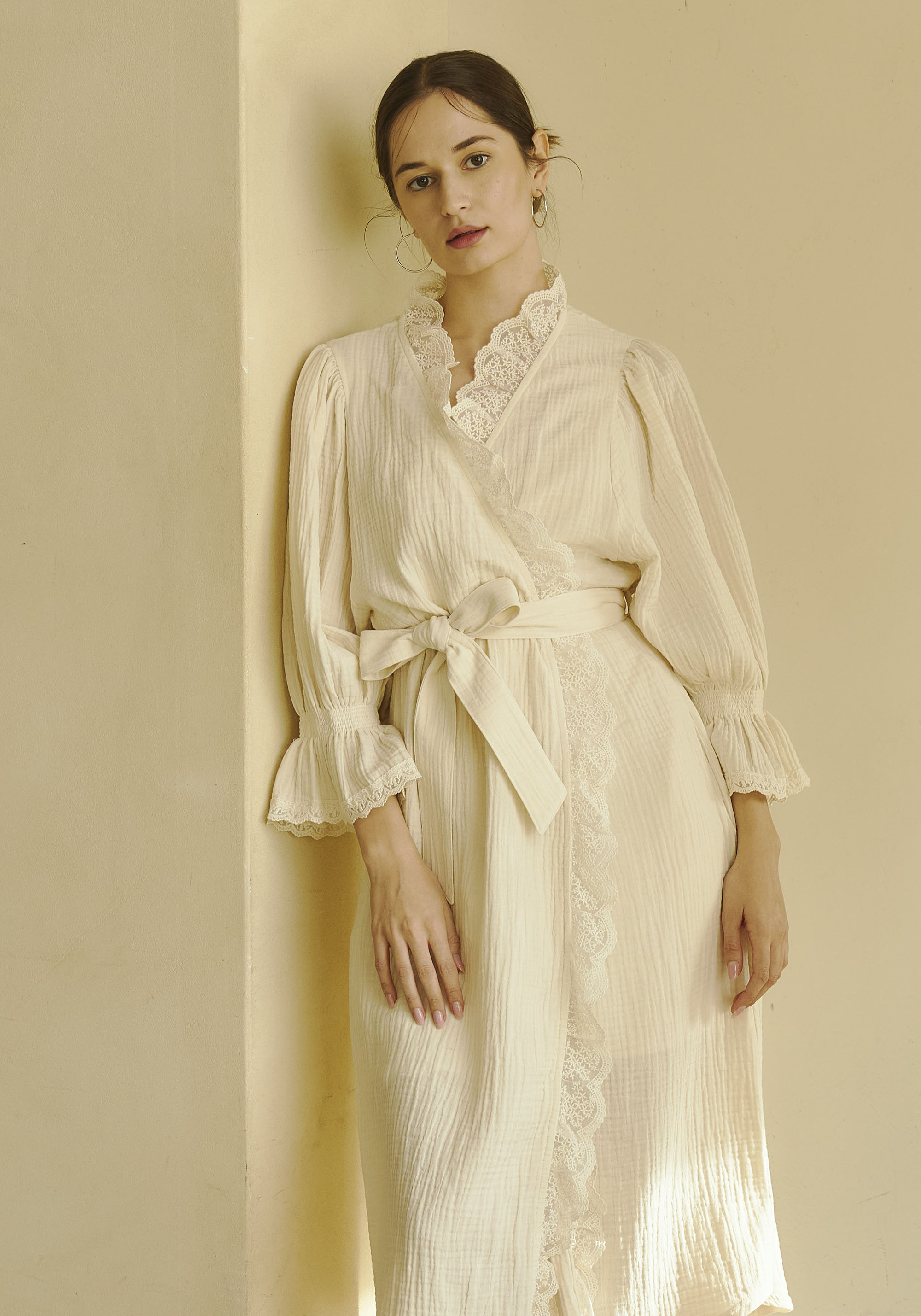 LACED MUSLIN ROBE