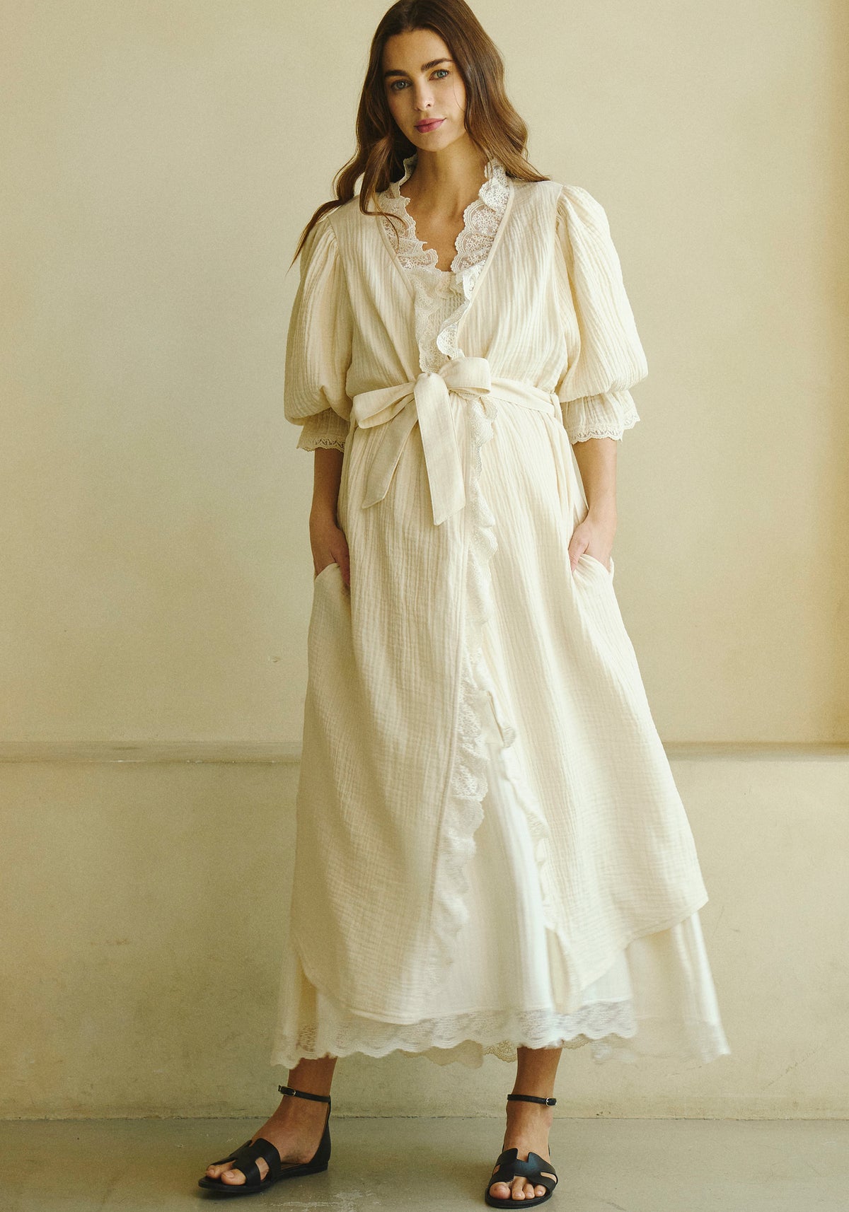 LACED MUSLIN ROBE