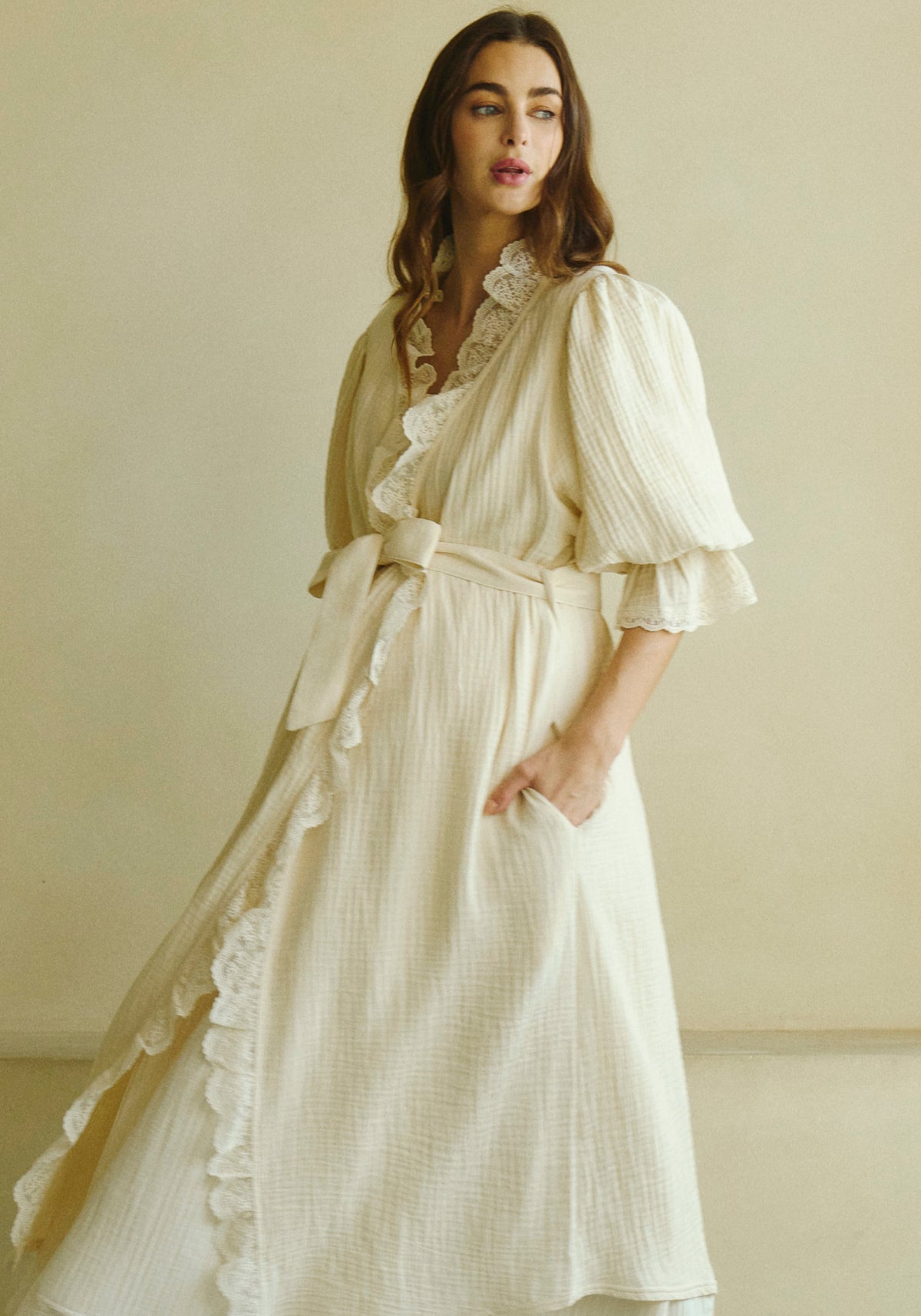 LACED MUSLIN ROBE