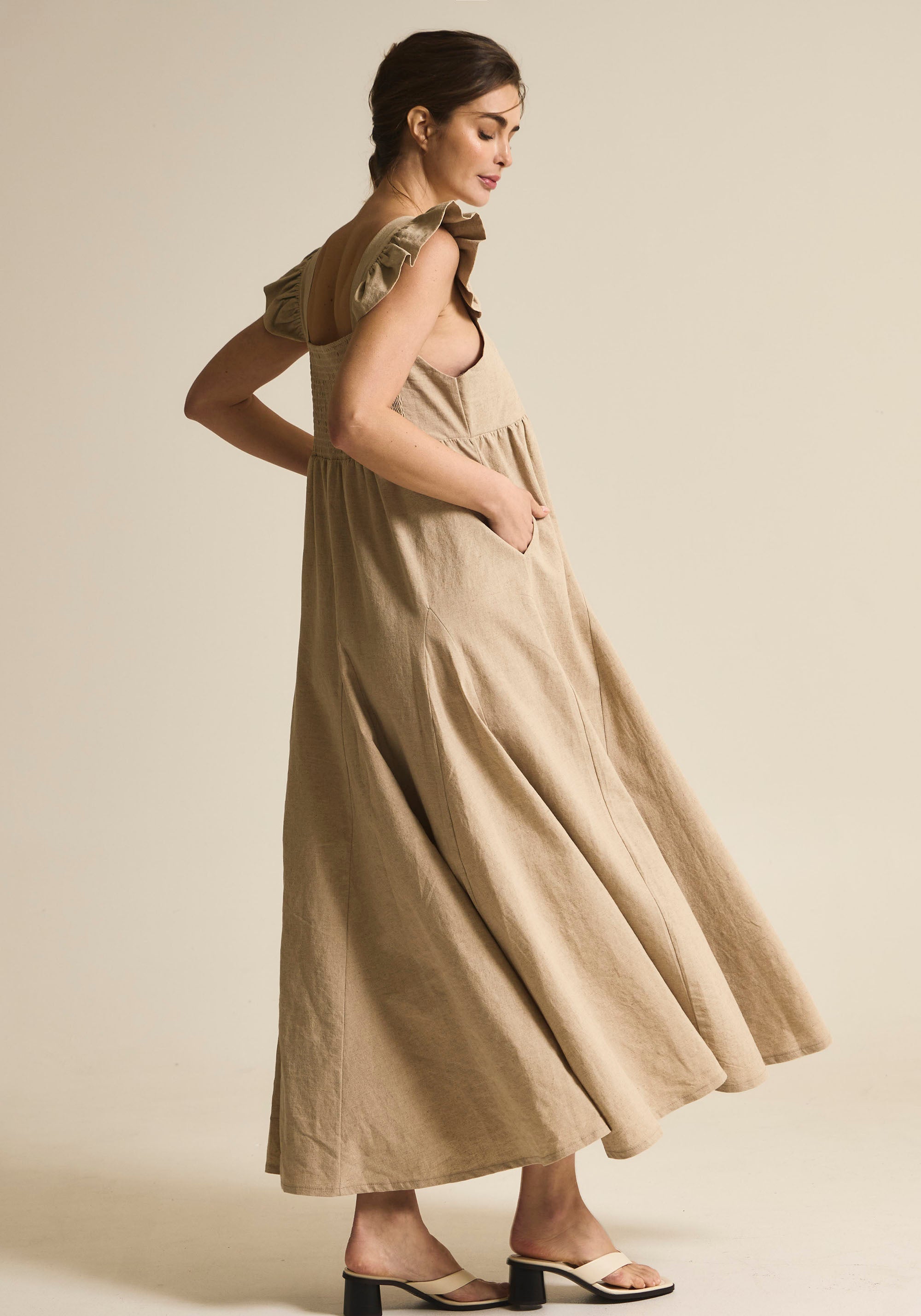 [FINAL SALE] FLARED MAXI LINEN RUFFLE DRESS