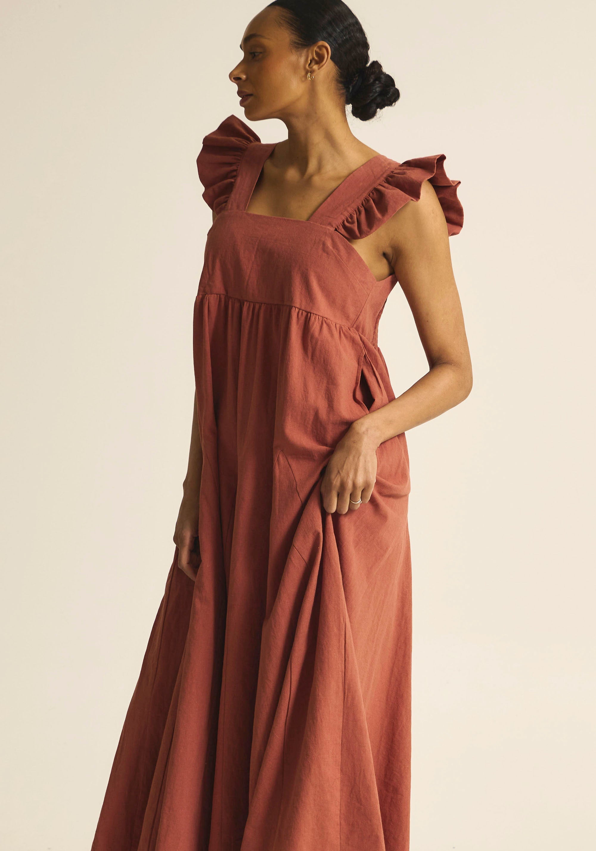 [FINAL SALE] FLARED MAXI LINEN RUFFLE DRESS