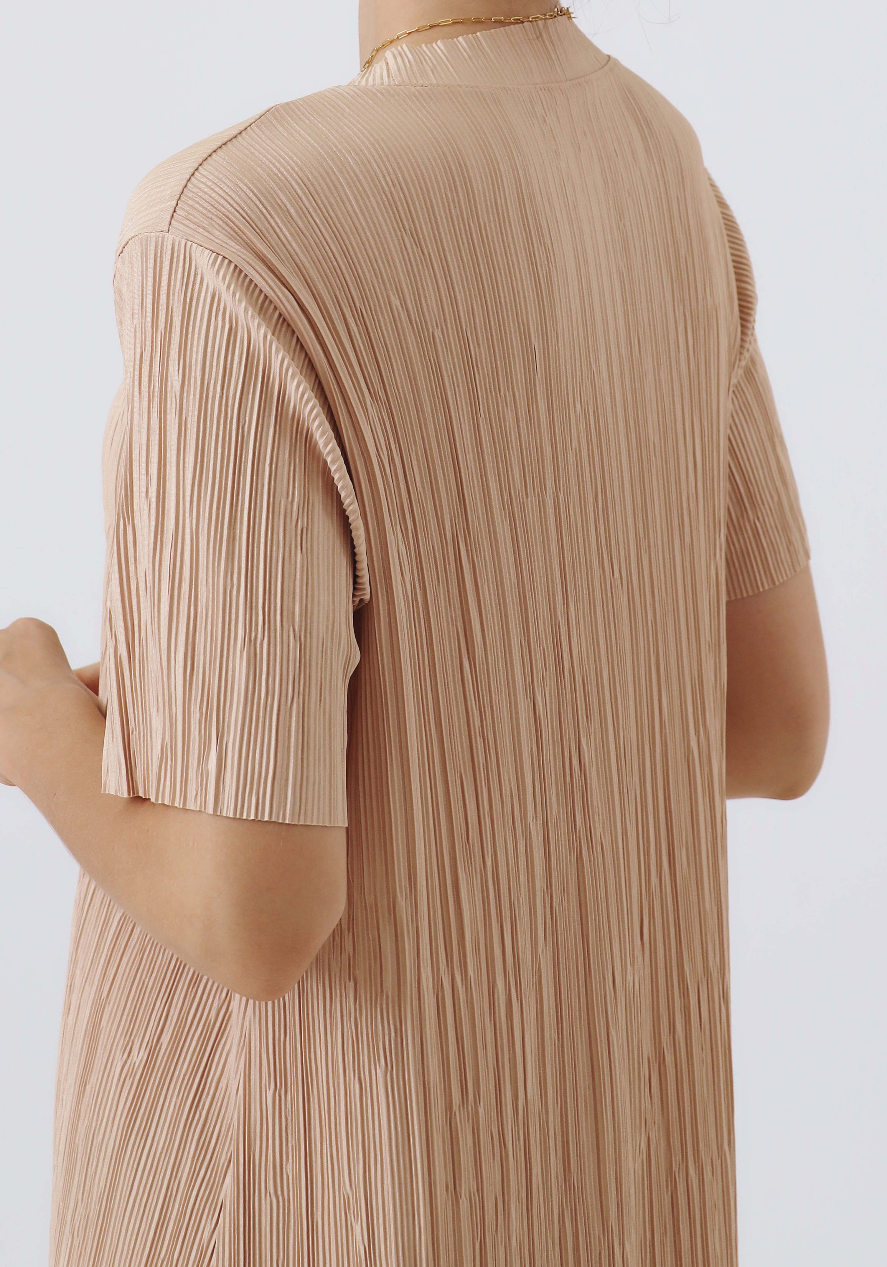 PLEATED T-SHIRT DRESS