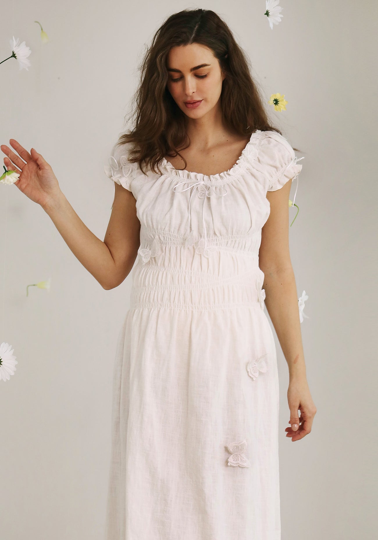 LINEN DRESS WITH BUTTERFLY APPLIQUE DRESS