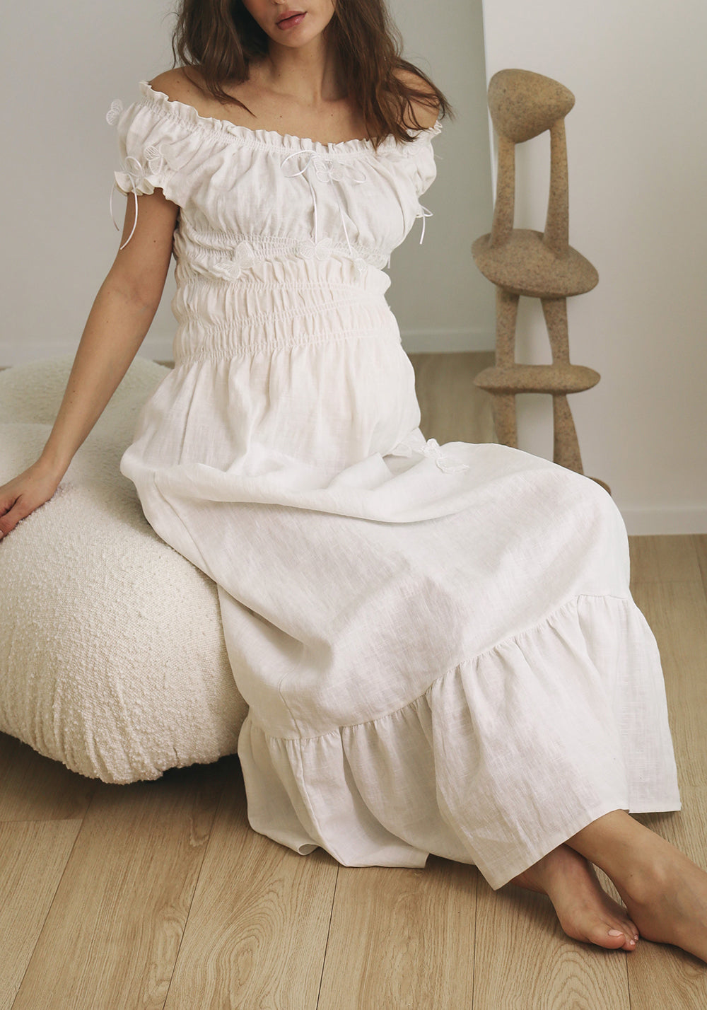 LINEN DRESS WITH BUTTERFLY APPLIQUE DRESS