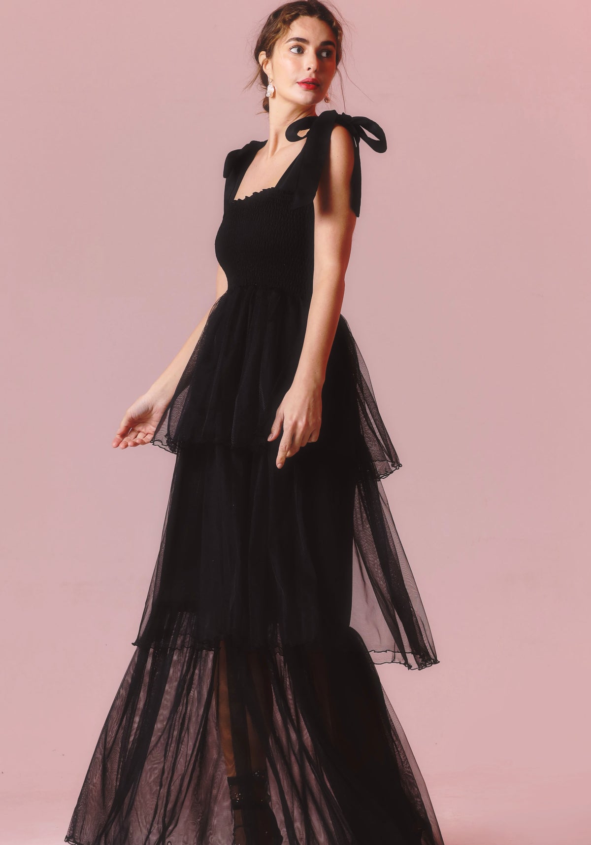 [FINAL SALE] TULLE DRESS WITH CAPE & BROOCH