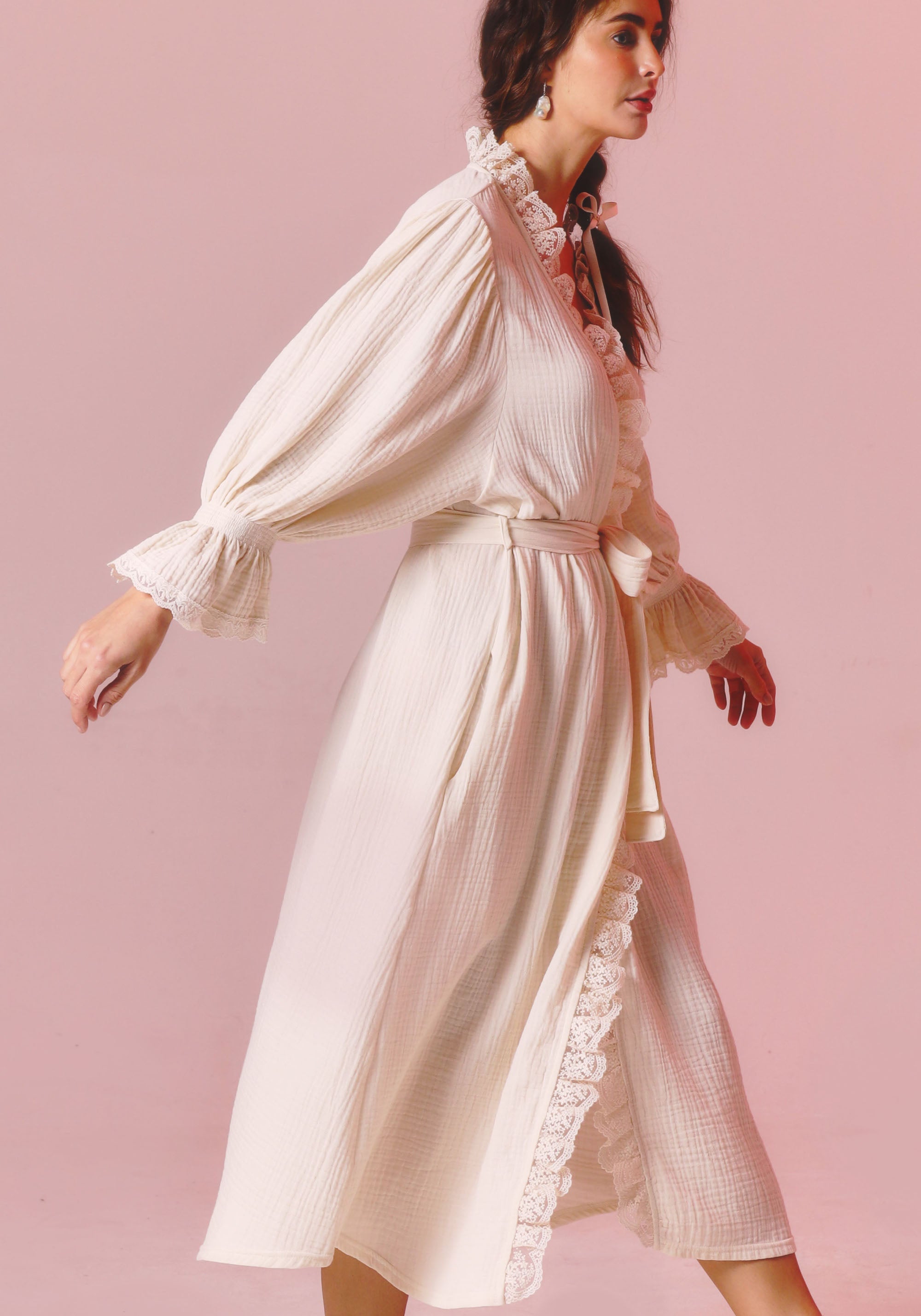 LACED MUSLIN ROBE