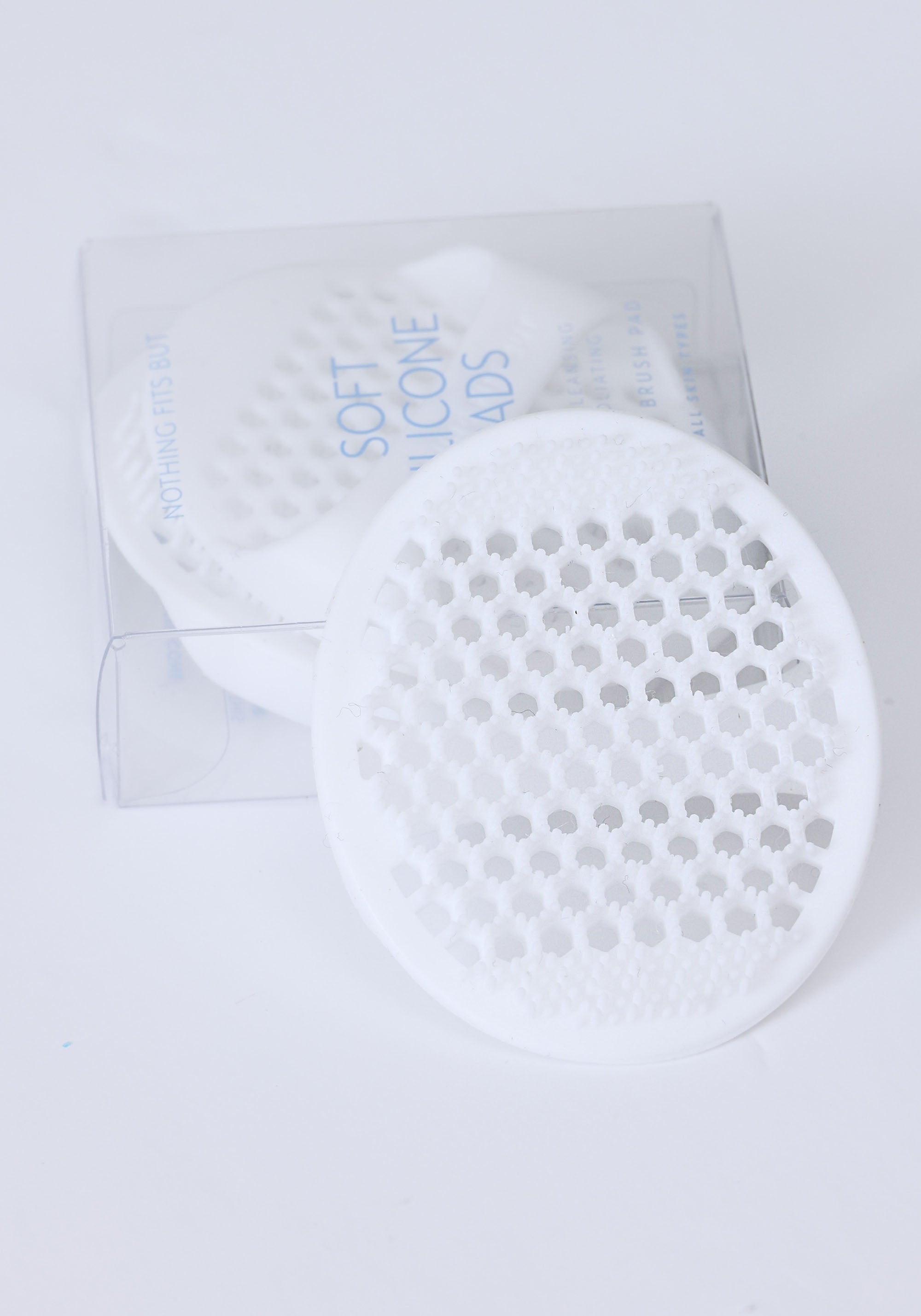 2 X SOFT SILICONE PORE CLEANSING & EXFOLIATING FACIAL BRUSH PAD