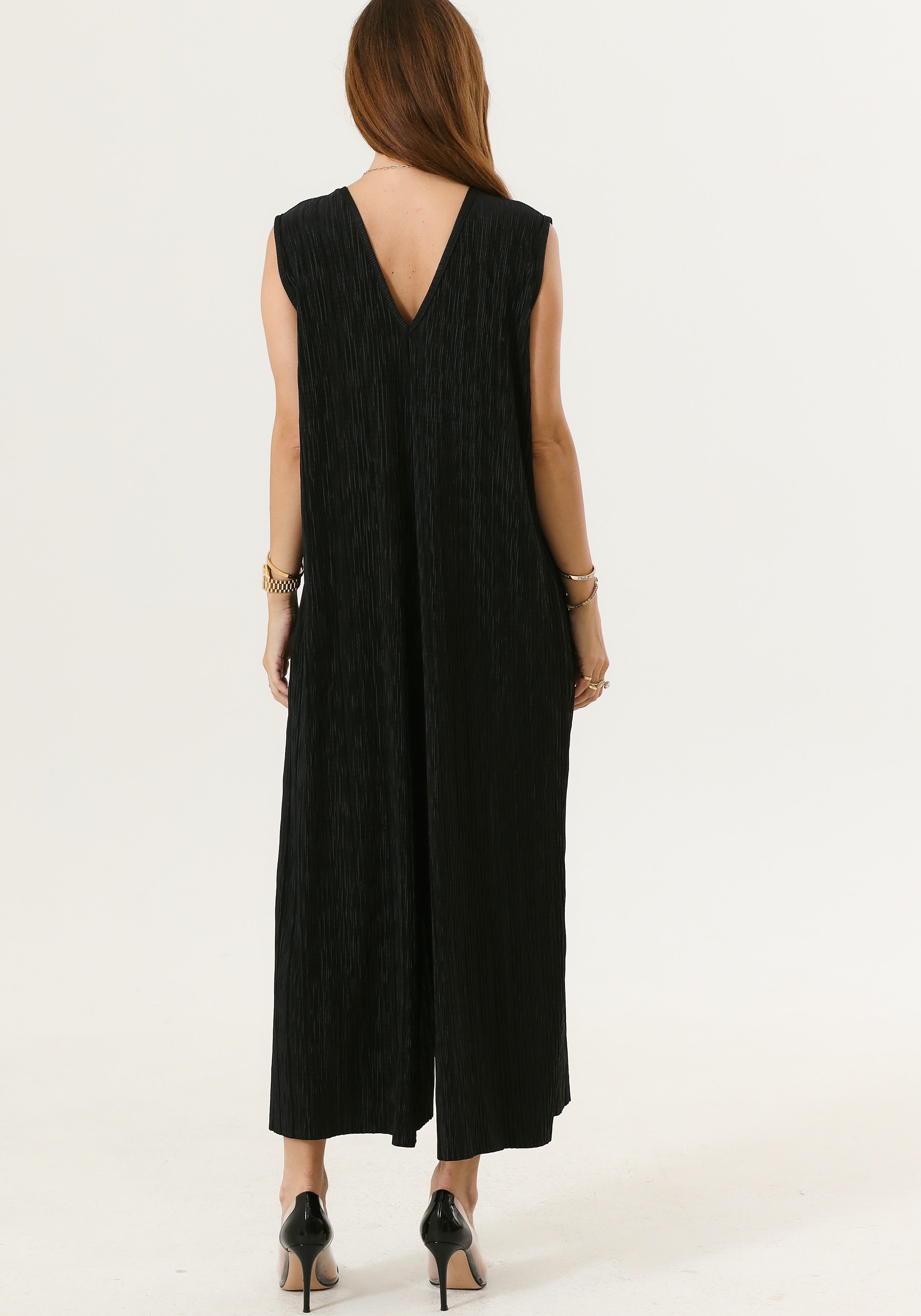 SUPER COMFY PLEATED JUMPSUIT