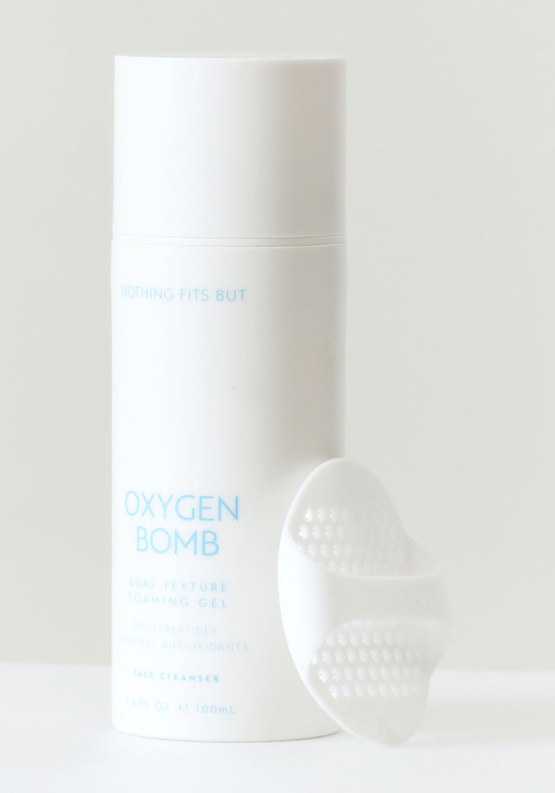 OXYGEN BOMB DUAL TEXTURE PORE PURIFYING GEL FACE CLEANSER & SILICONE BRUSH PAD